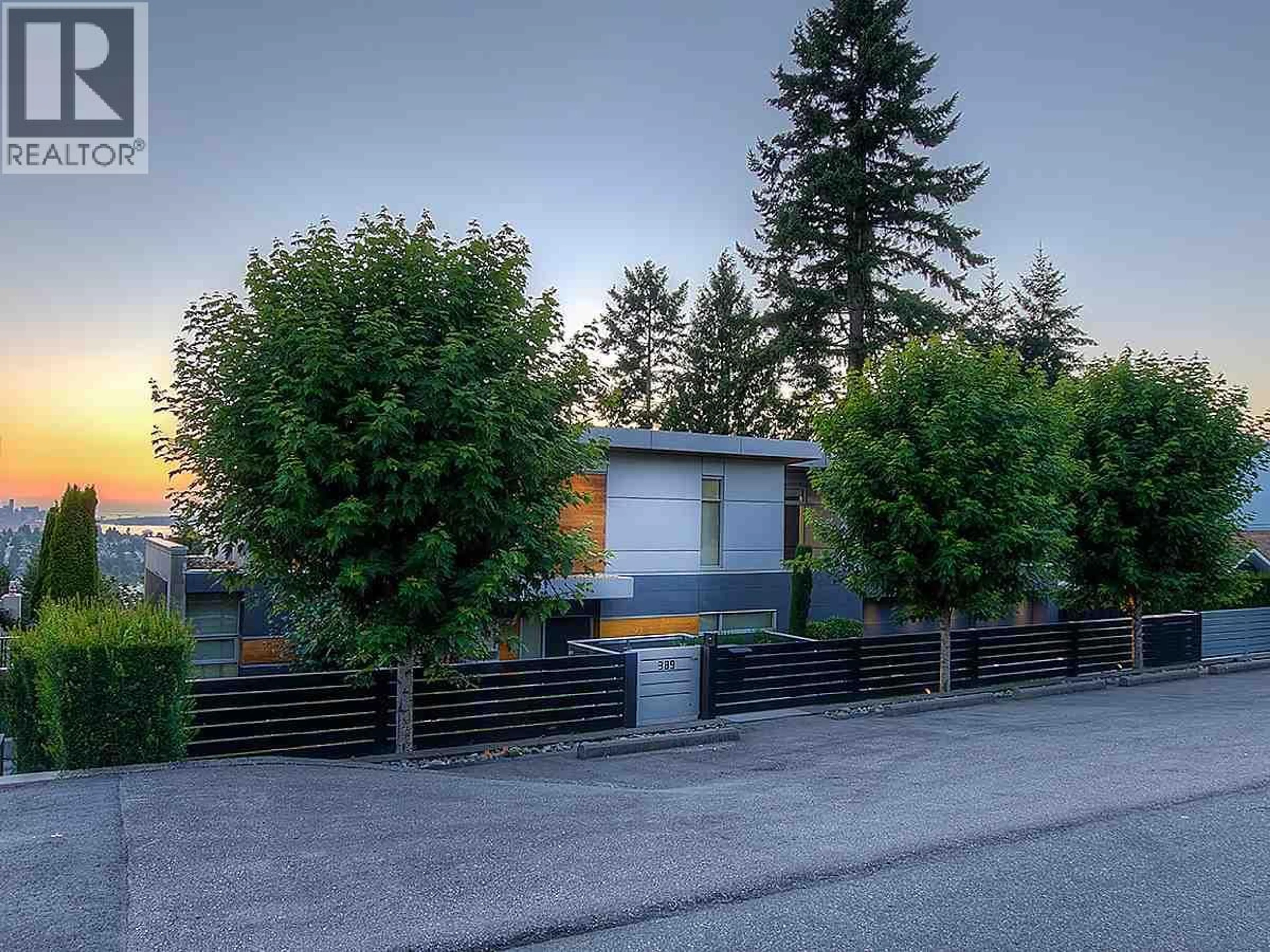 Home with vinyl exterior material, street for 389 GLYNDE AVENUE, Burnaby British Columbia V5B1H1