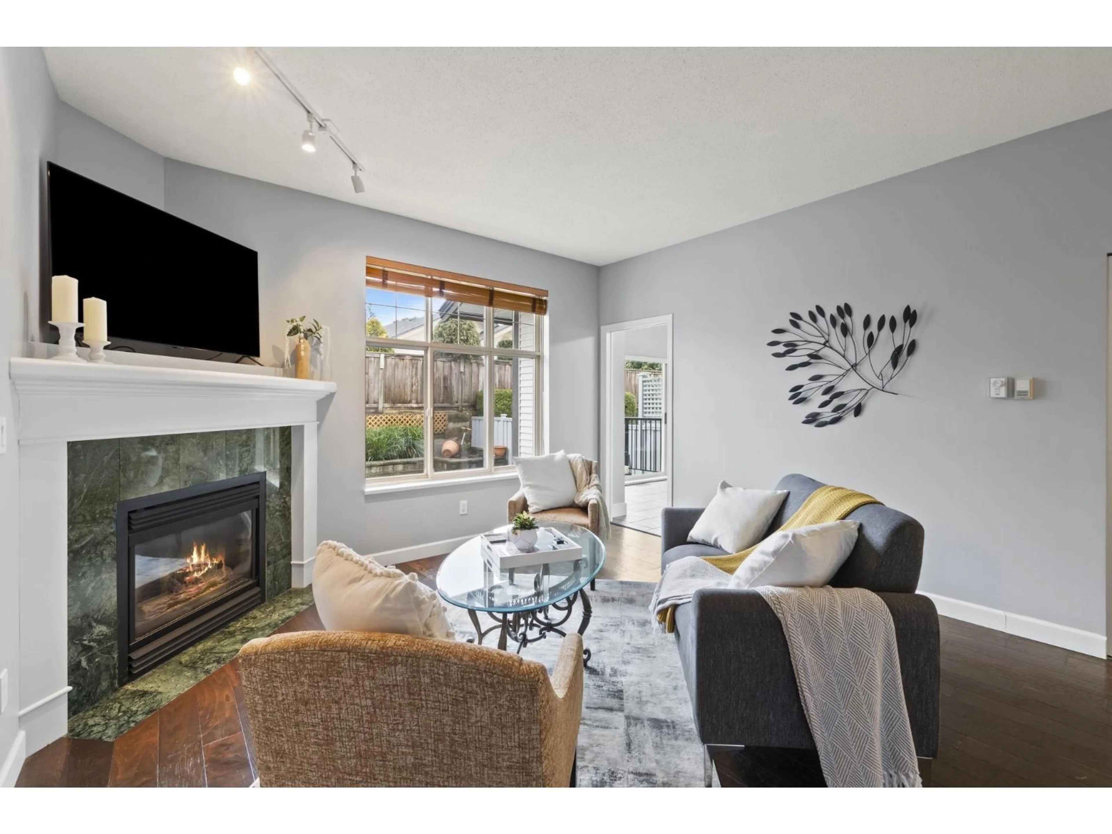 Living room with furniture, unknown for 133 - 20820 87 AVENUE, Langley British Columbia V1M3W5