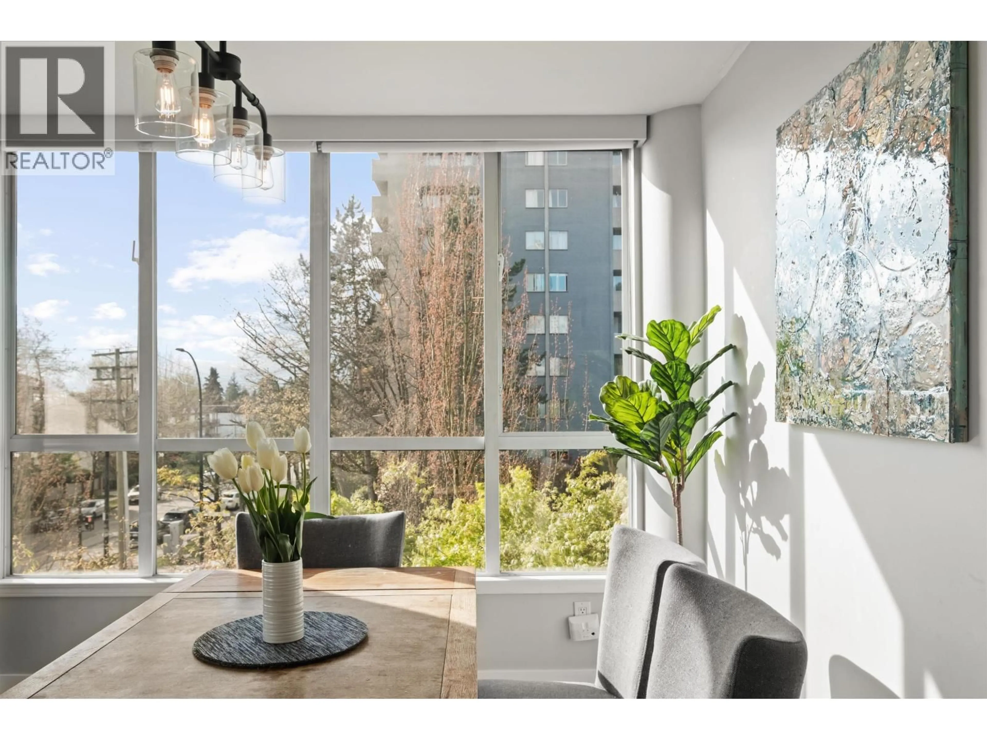 Unknown for 303 - 408 LONSDALE AVENUE, North Vancouver British Columbia V7M2G5