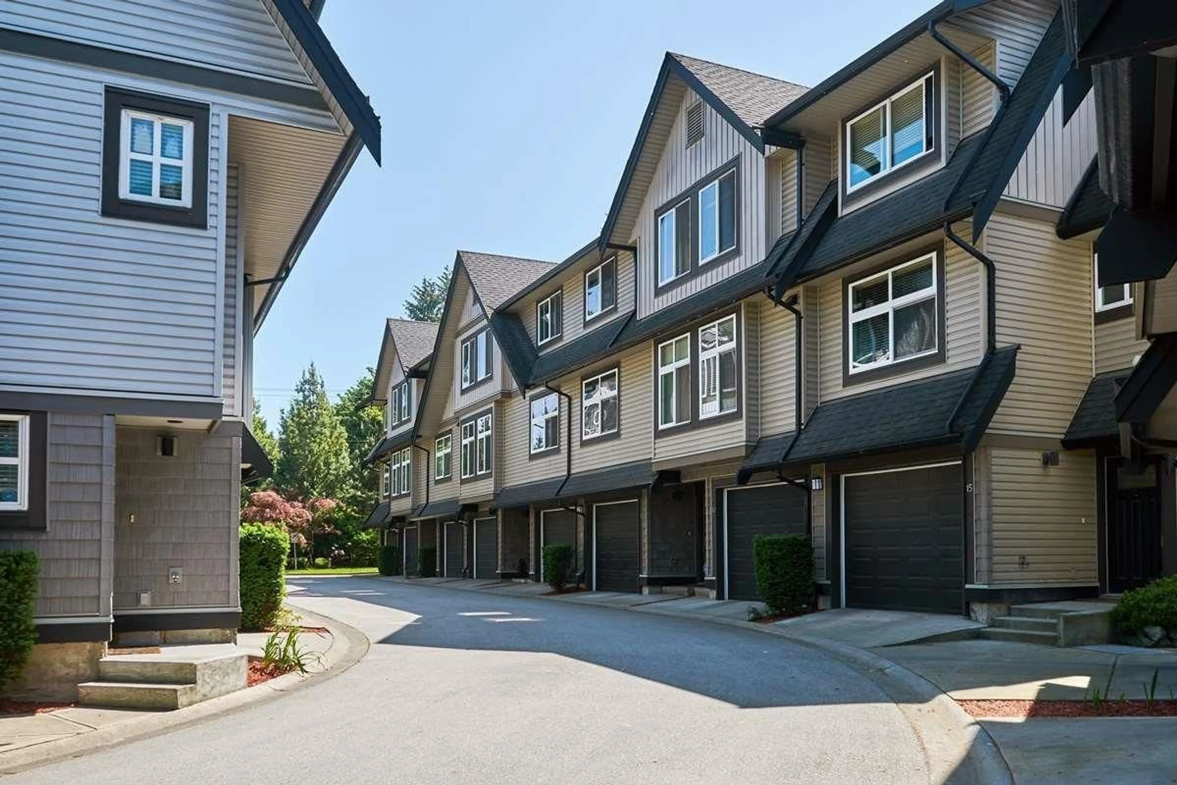 Patio, street for 11 - 15192 62A AVENUE, Surrey British Columbia V3S9A6