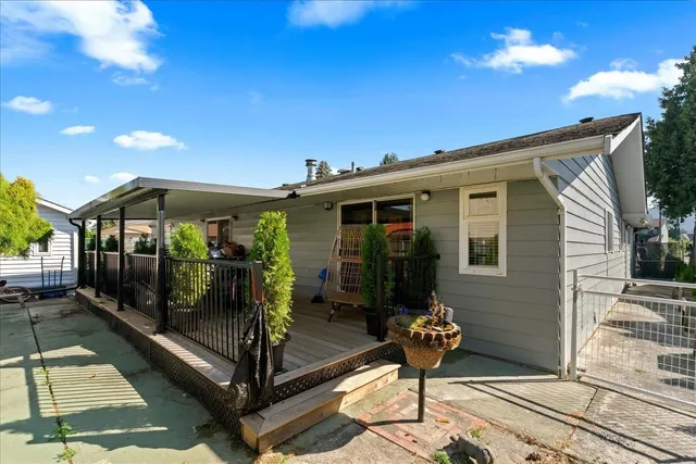 6279 SILVERTHORNE ROAD, Chilliwack 2