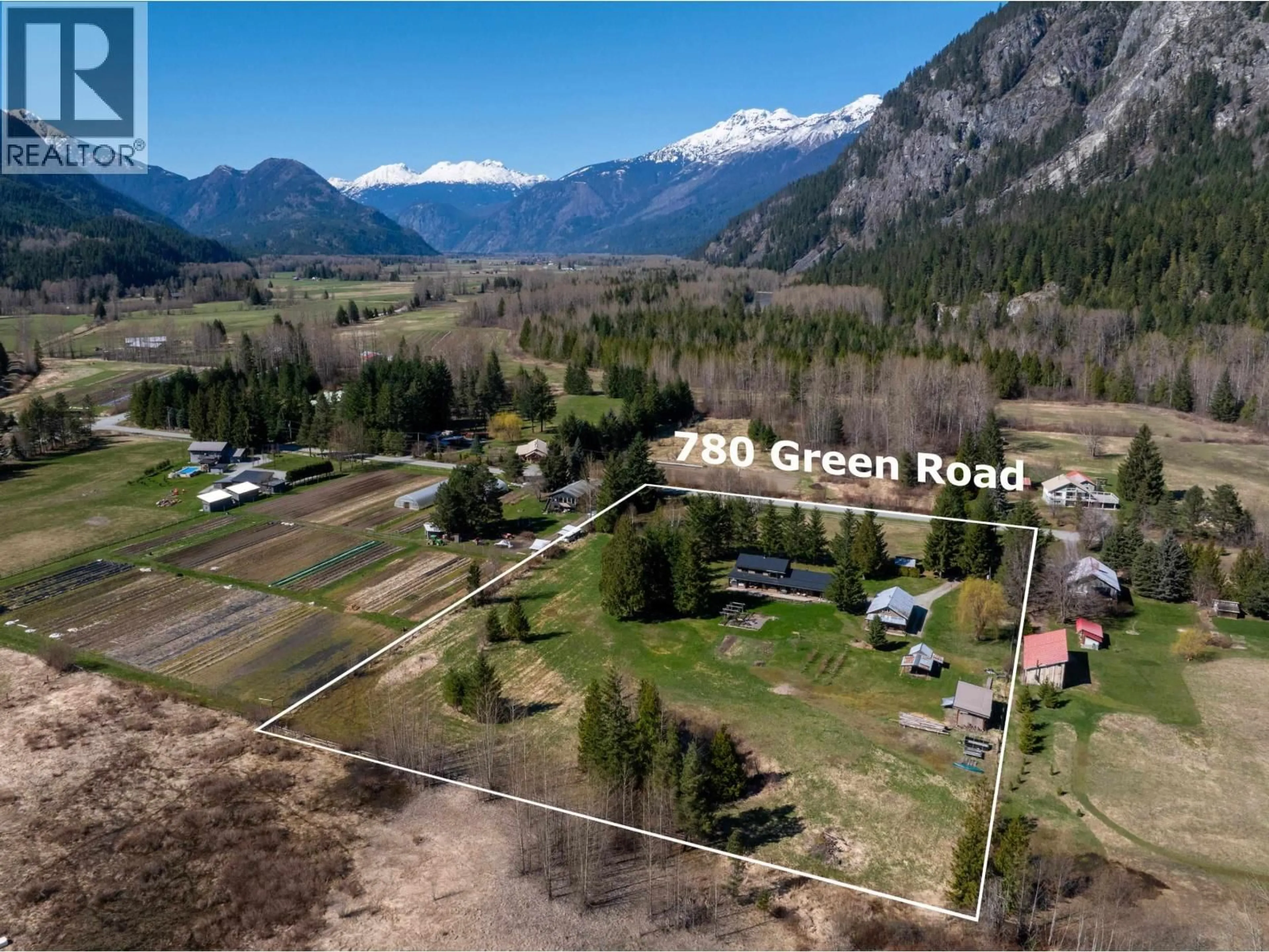 A pic from outside/outdoor area/front of a property/back of a property/a pic from drone, mountain view for 780 GREEN ROAD, Pemberton British Columbia V0N2L2