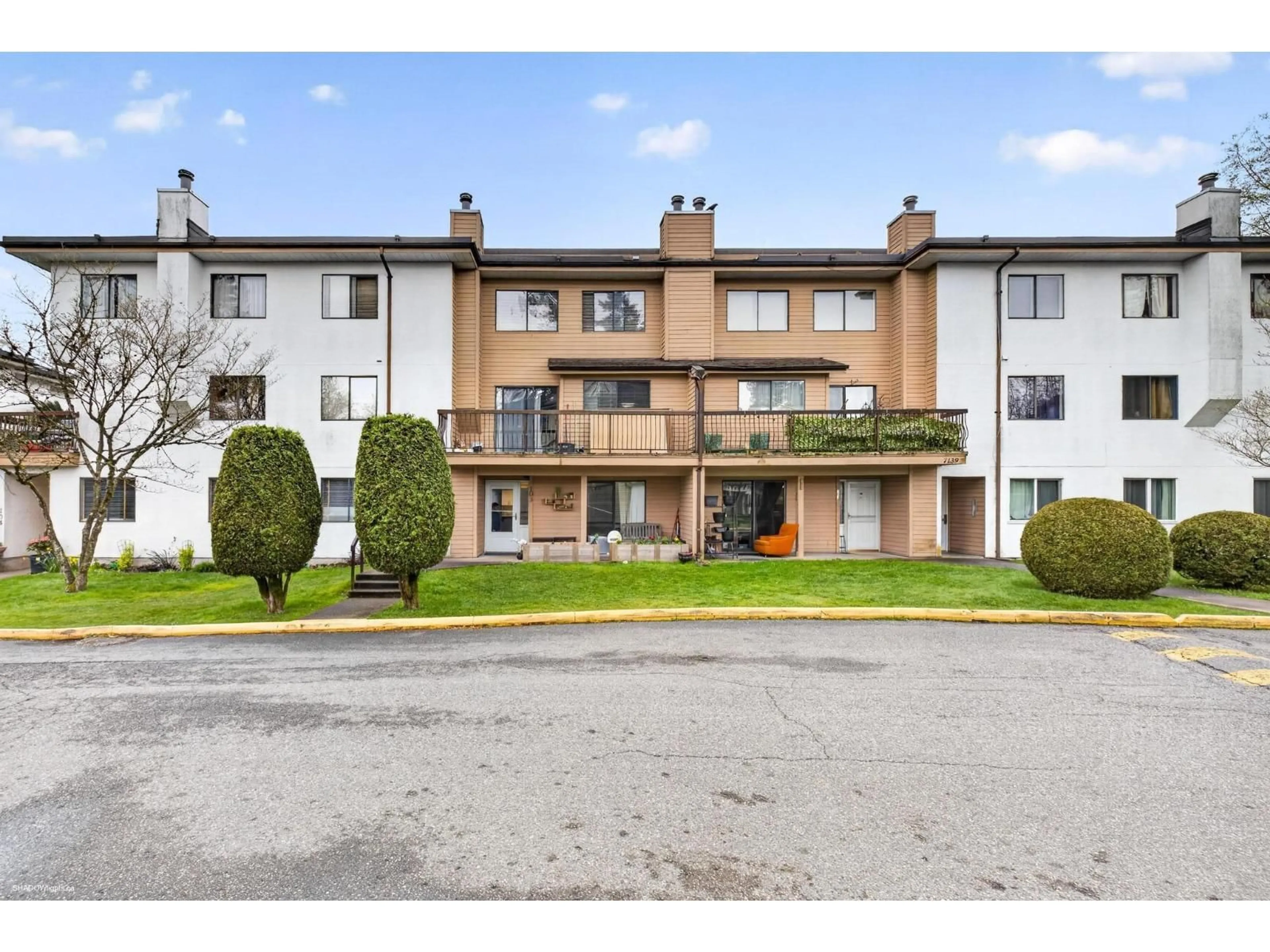 Unknown for 205 - 7139 133A STREET, Surrey British Columbia V3W8A1