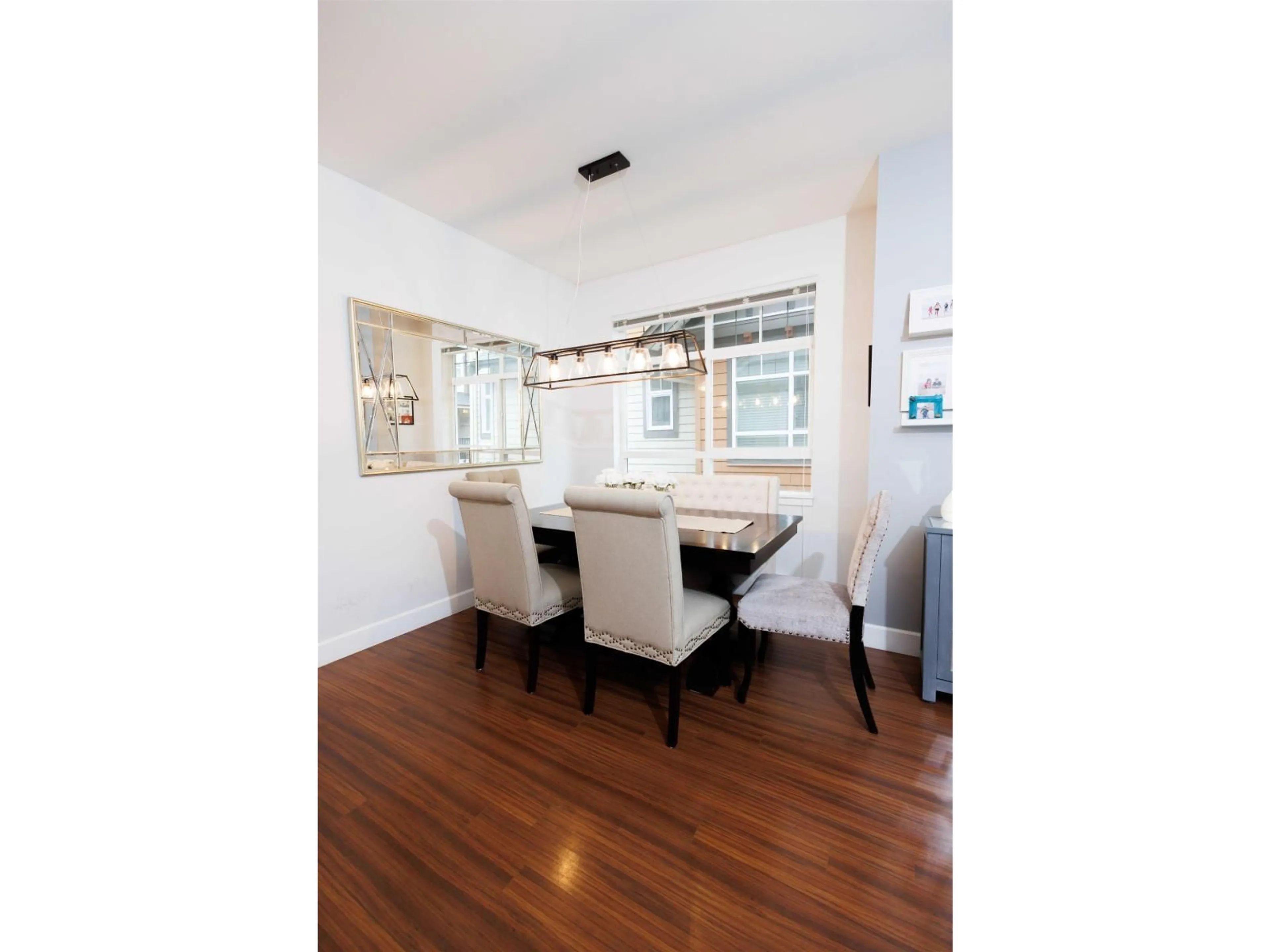 Dining room, wood/laminate floor for 92 - 2979 156 STREET, Surrey British Columbia V3Z8V8