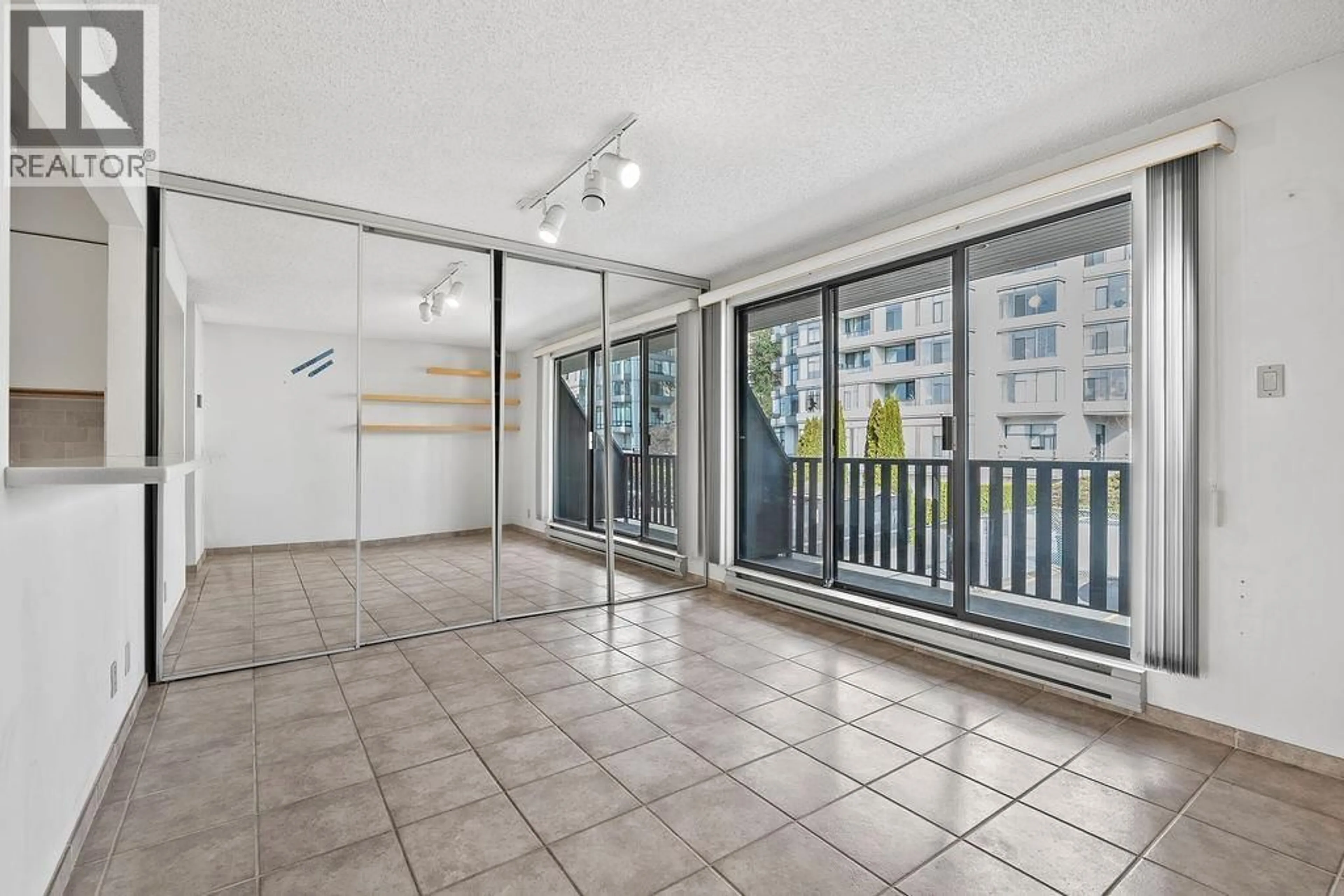 Unknown for 1465 CLYDE AVENUE, West Vancouver British Columbia V7T1E9