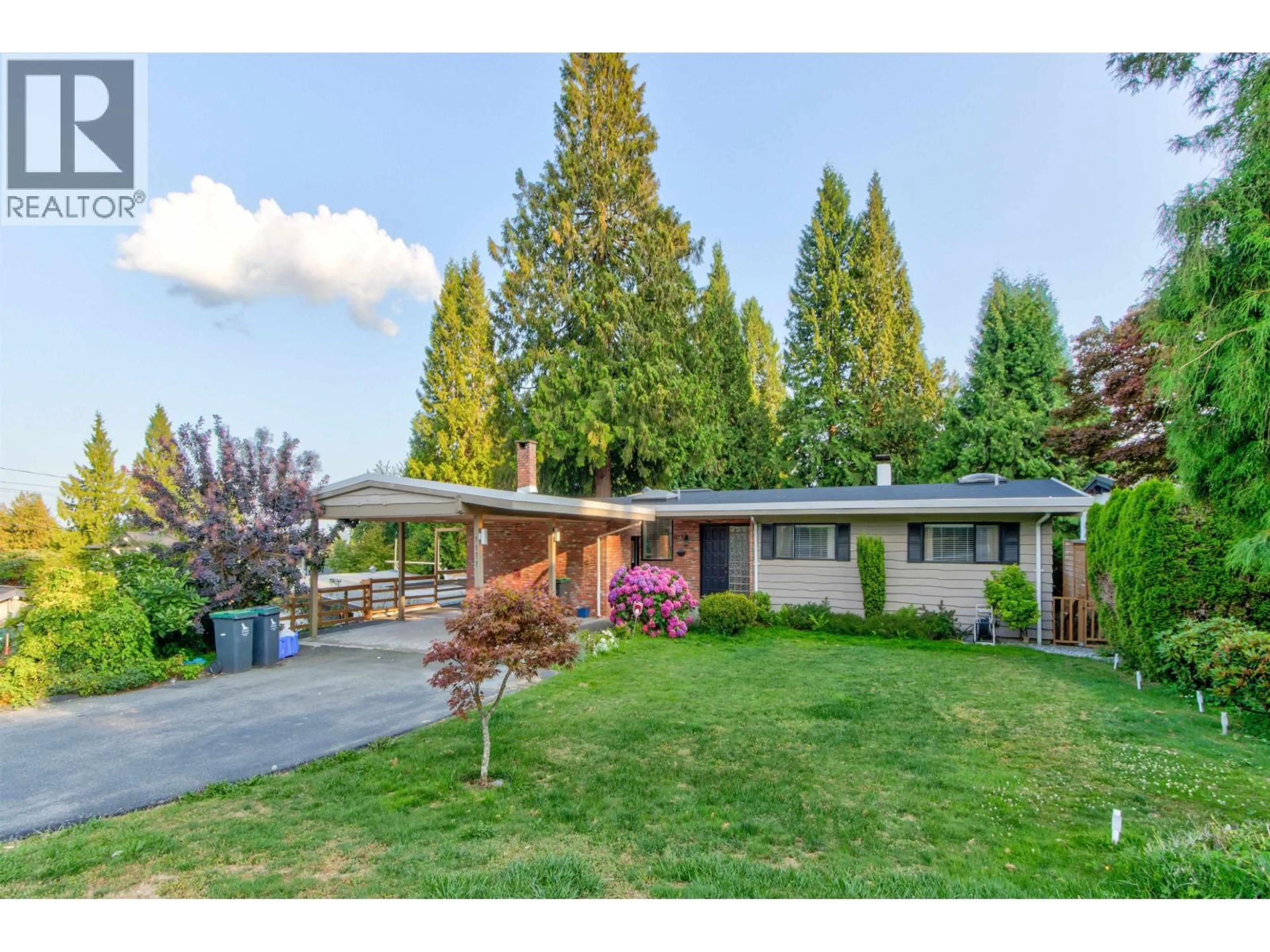 A pic from outside/outdoor area/front of a property/back of a property/a pic from drone, street for 1177 15TH STREET, North Vancouver British Columbia V7J1K6