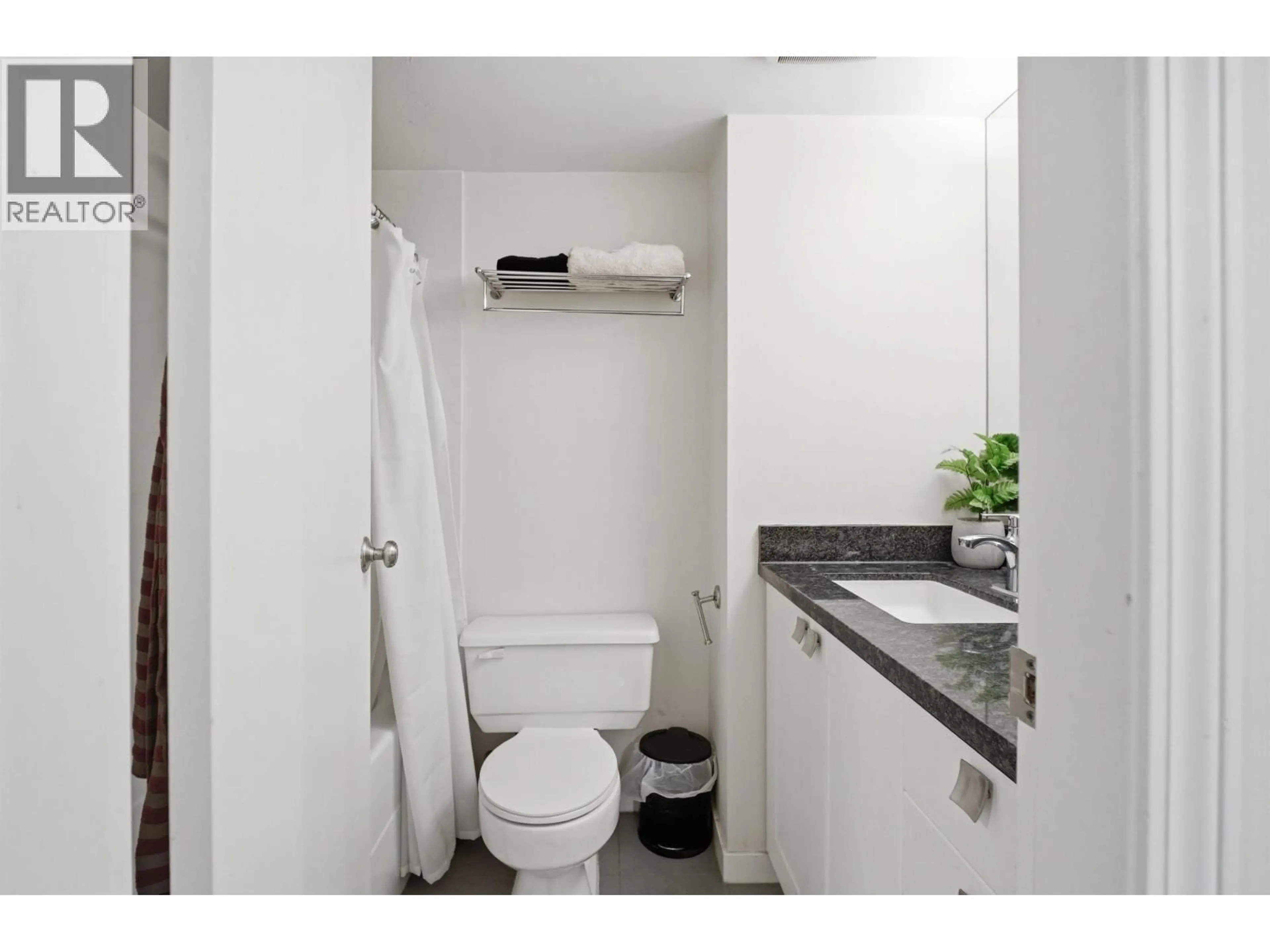 Standard bathroom, unknown for 307 - 1230 HARO STREET, Vancouver British Columbia V6E4J9