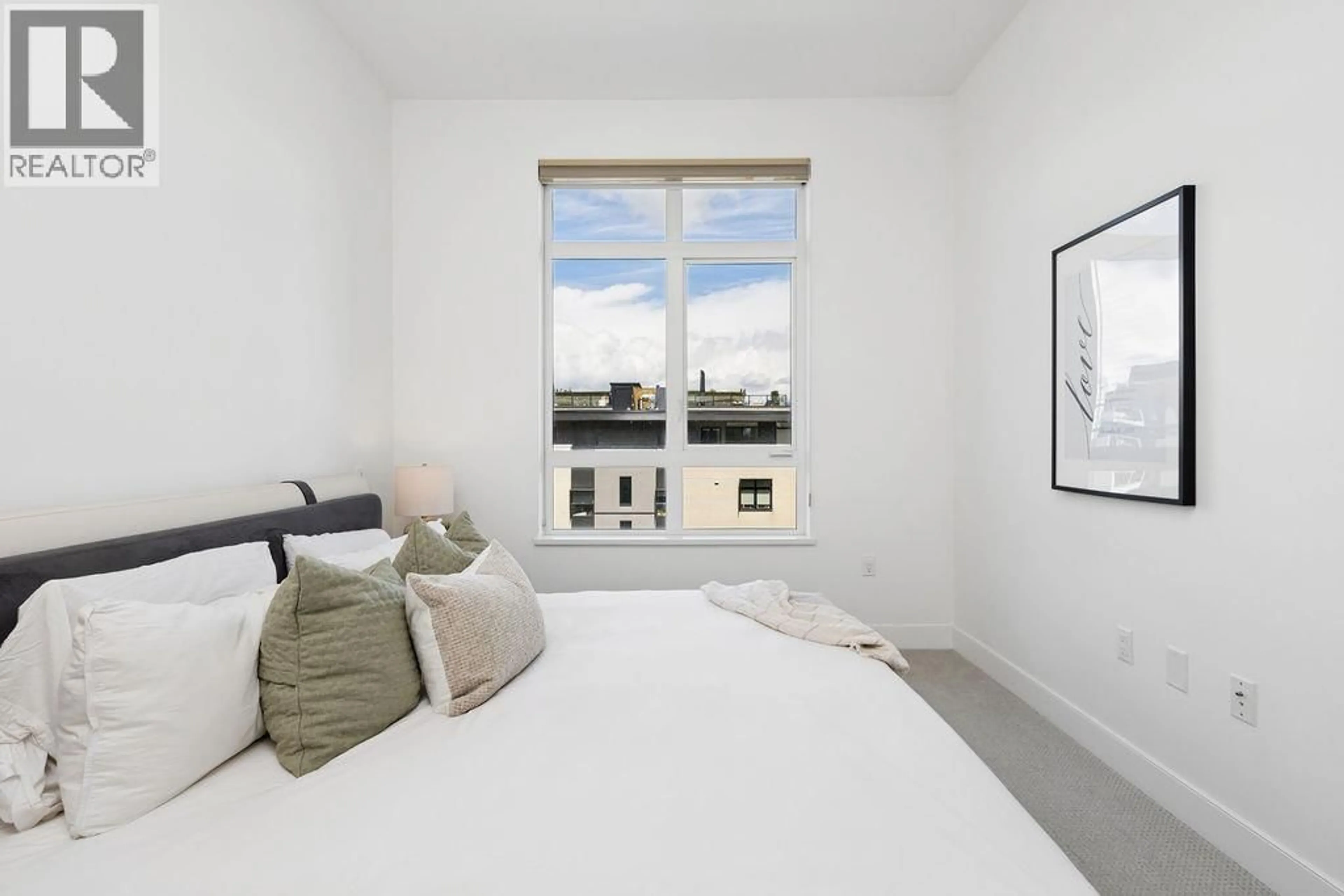 Bedroom with bed, unknown for 607 - 168 35TH AVENUE, Vancouver British Columbia V5W1A6