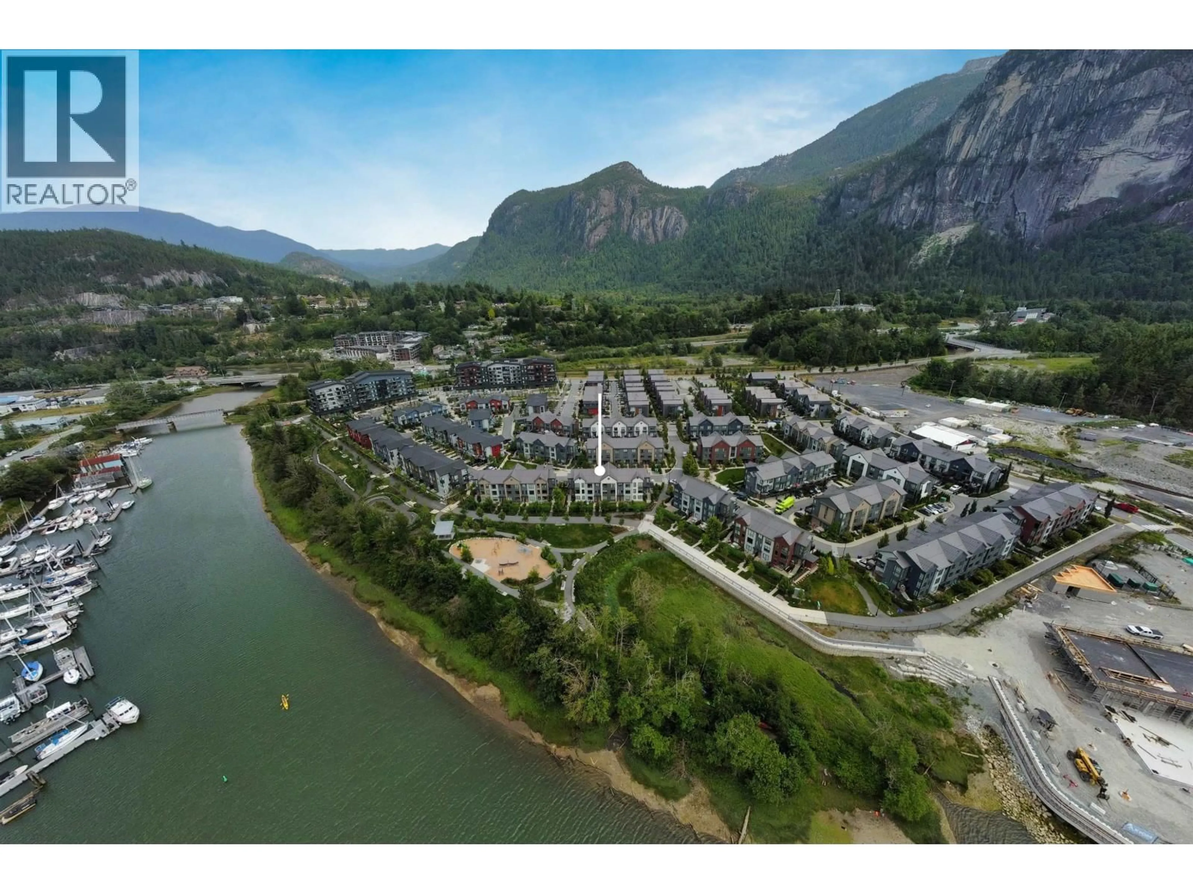 A pic from outside/outdoor area/front of a property/back of a property/a pic from drone, water/lake/river/ocean view for 38043 HELM WAY, Squamish British Columbia V8B1E6