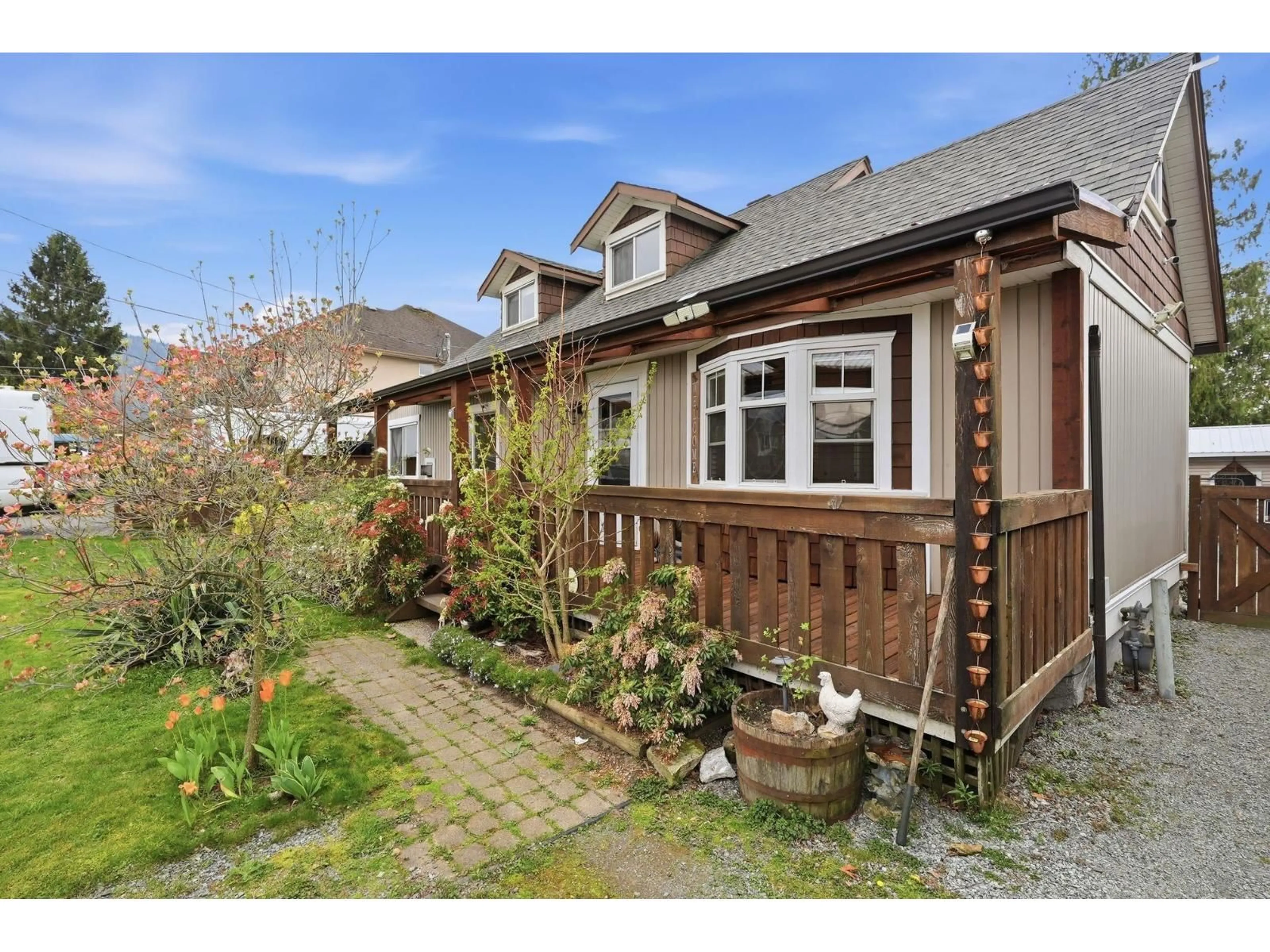 Unknown for 5565 WEBSTER ROAD, Chilliwack British Columbia V2R4P6