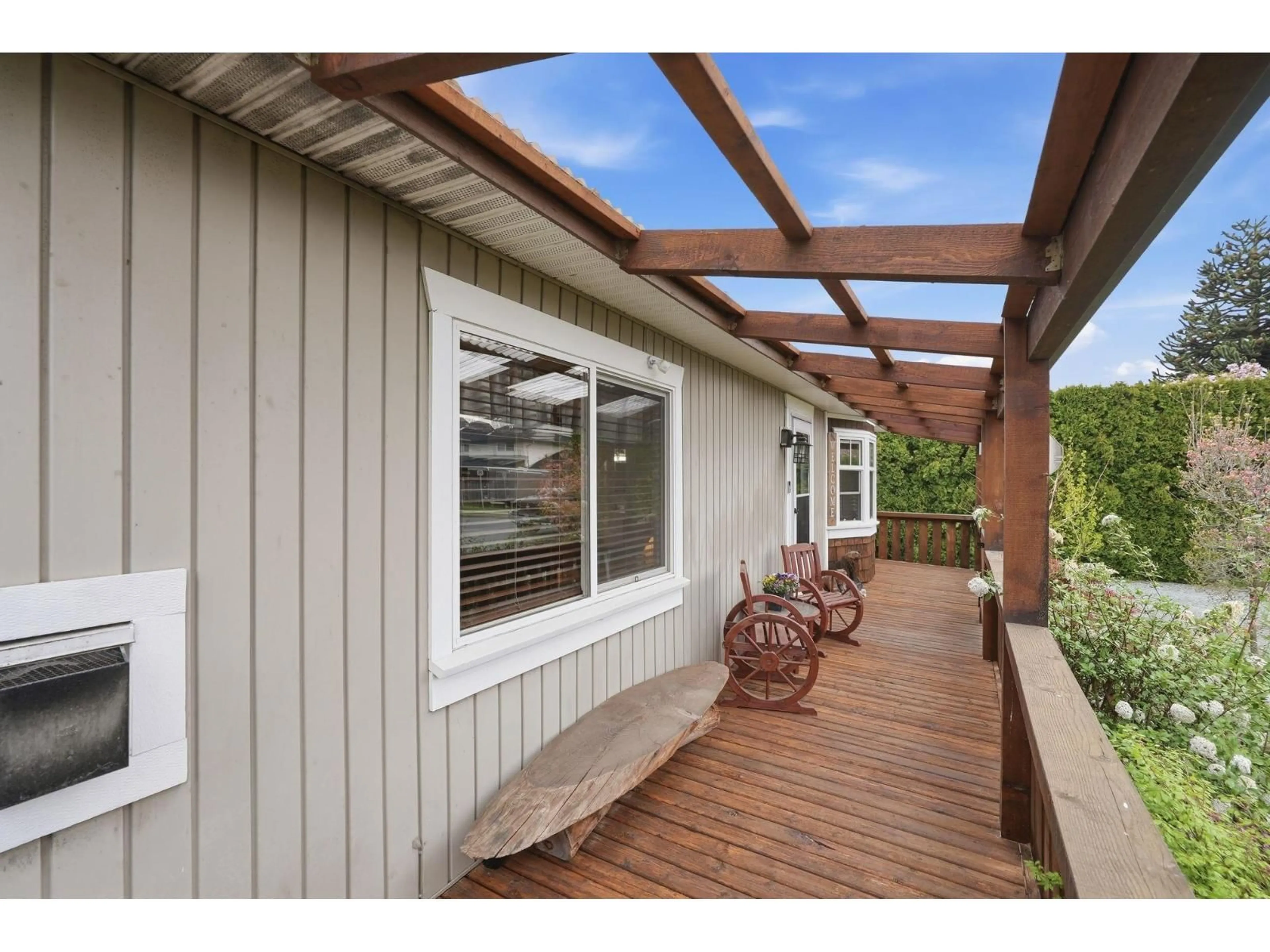 Patio, unknown for 5565 WEBSTER ROAD, Chilliwack British Columbia V2R4P6