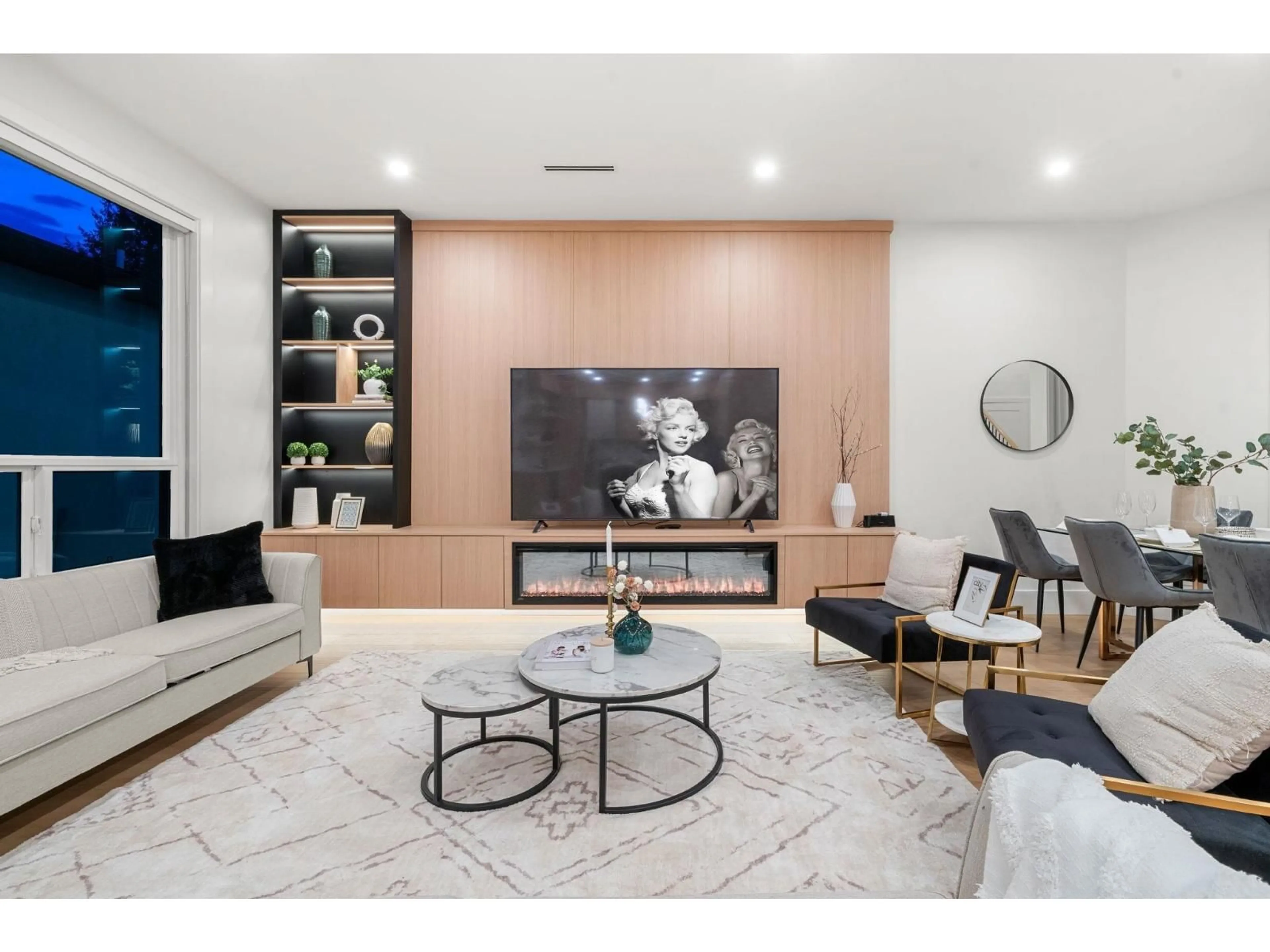 Living room with furniture, unknown for 11648 94A AVENUE, Delta British Columbia V4C3S3