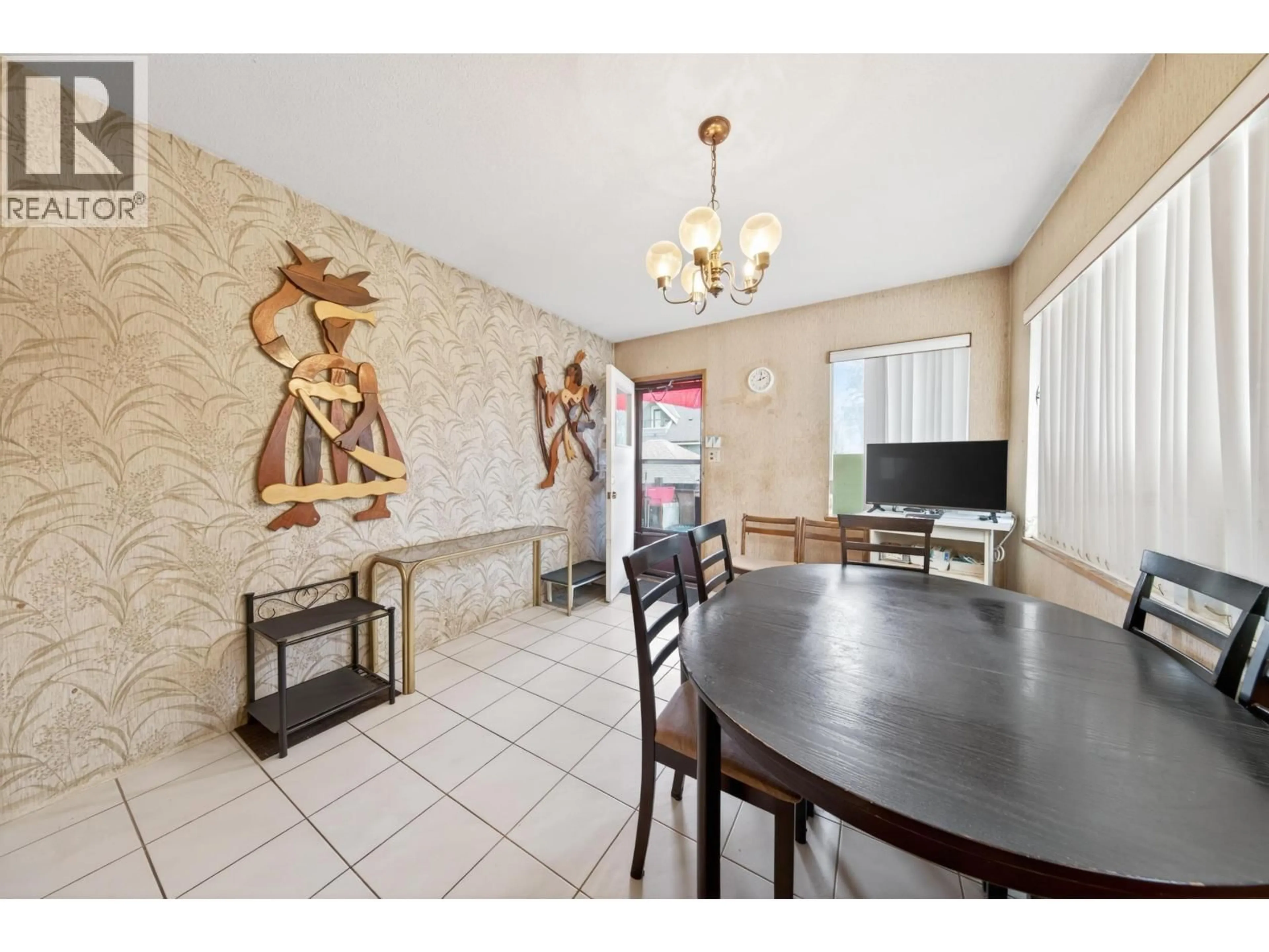 Dining room, ceramic/tile floor for 3950 LAUREL STREET, Vancouver British Columbia V5Z3V6