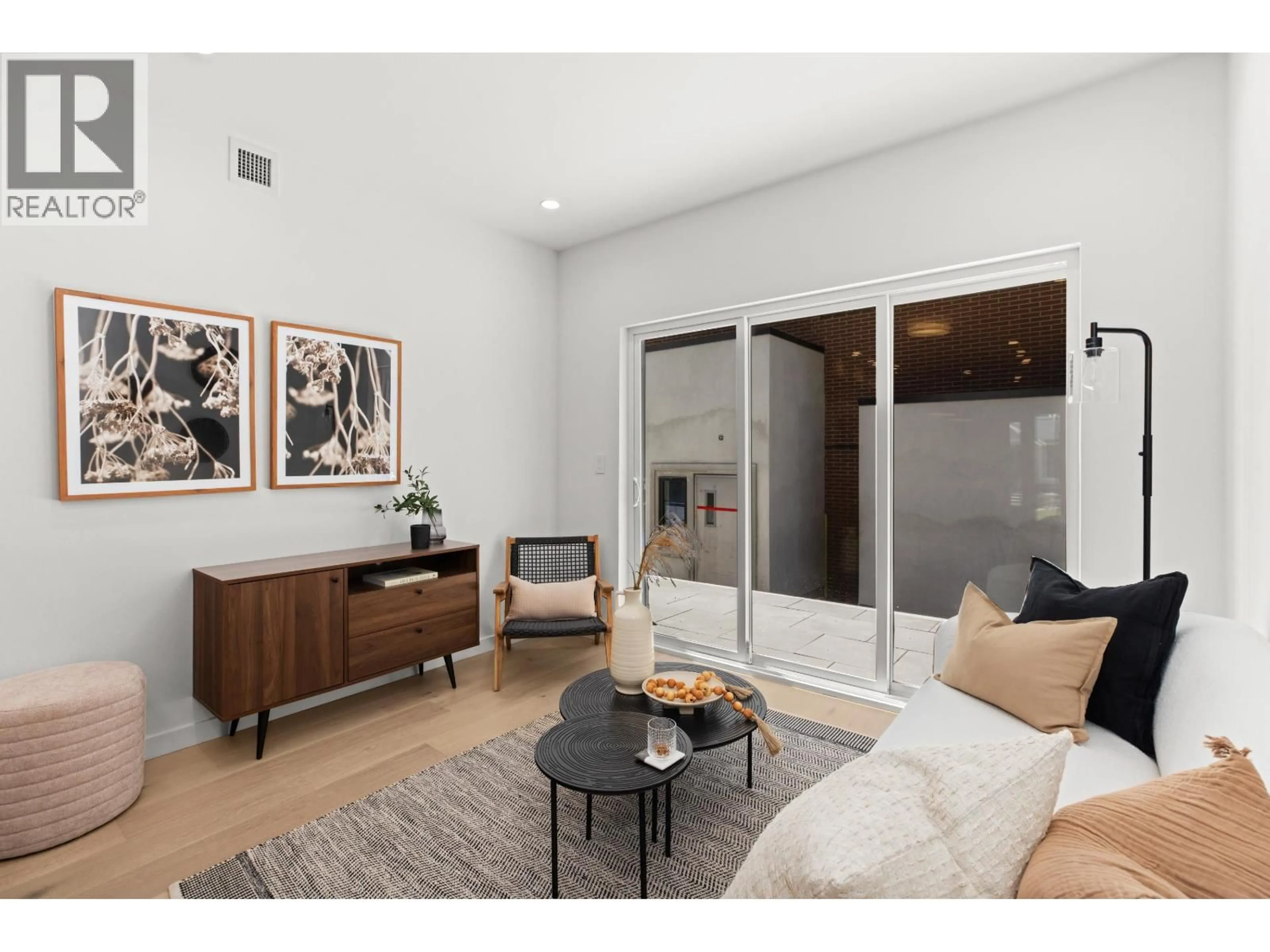 Living room with furniture, unknown for 4805 LAUREL STREET, Vancouver British Columbia V5Z3V9