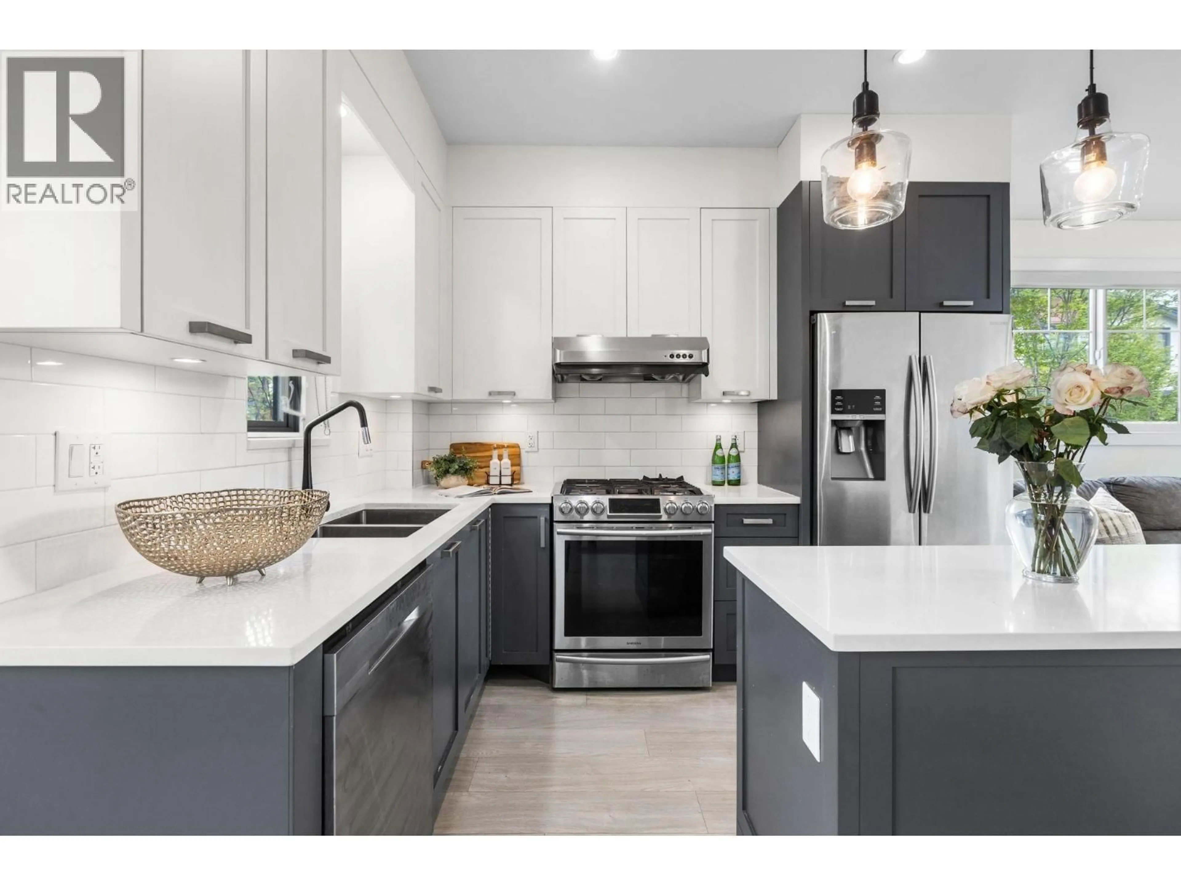 Open concept kitchen, ceramic/tile floor for 57 - 188 WOOD STREET, New Westminster British Columbia V3M0H6