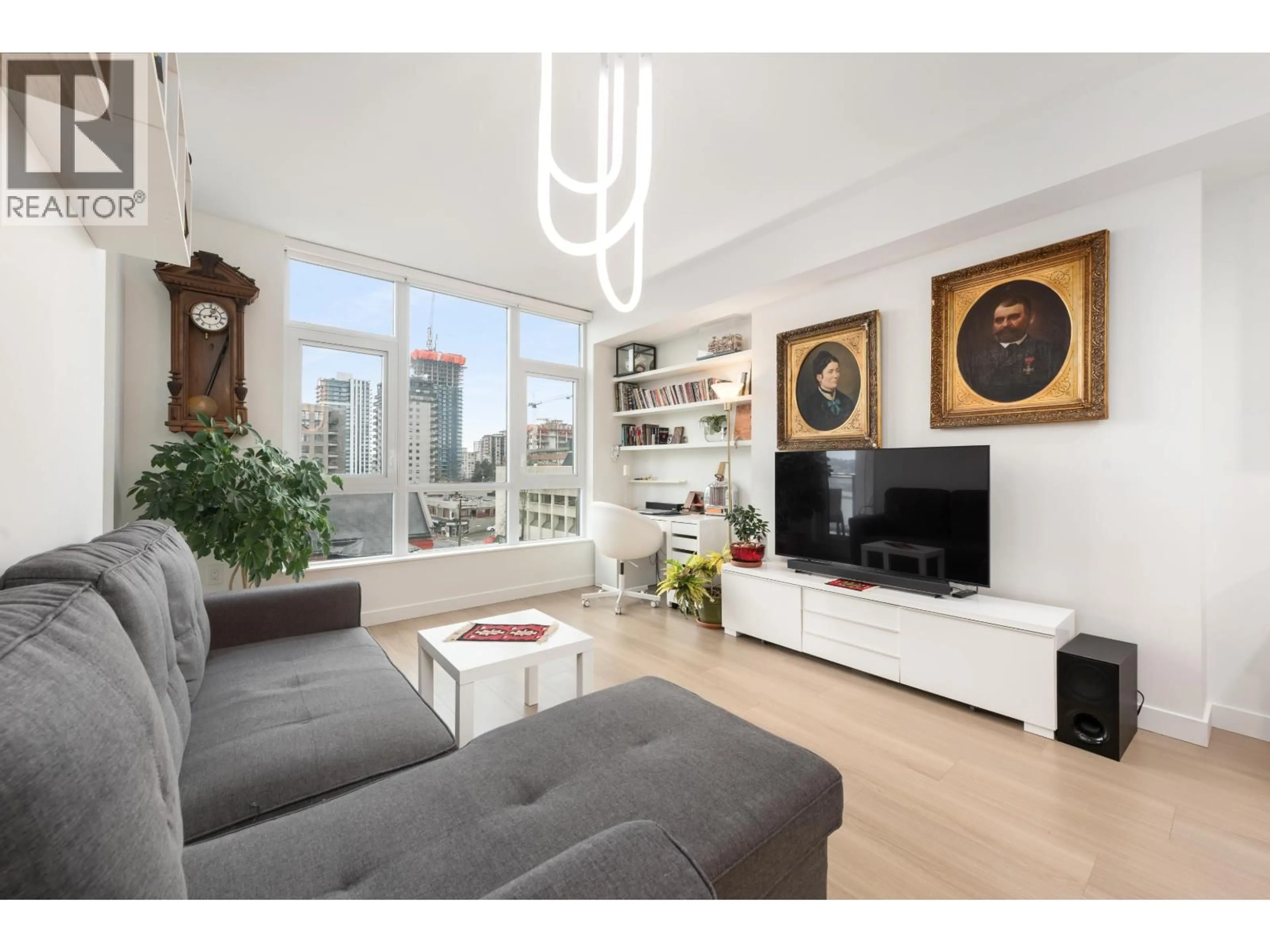 Living room with furniture, unknown for 611 - 618 CARNARVON STREET, New Westminster British Columbia V3M0N9