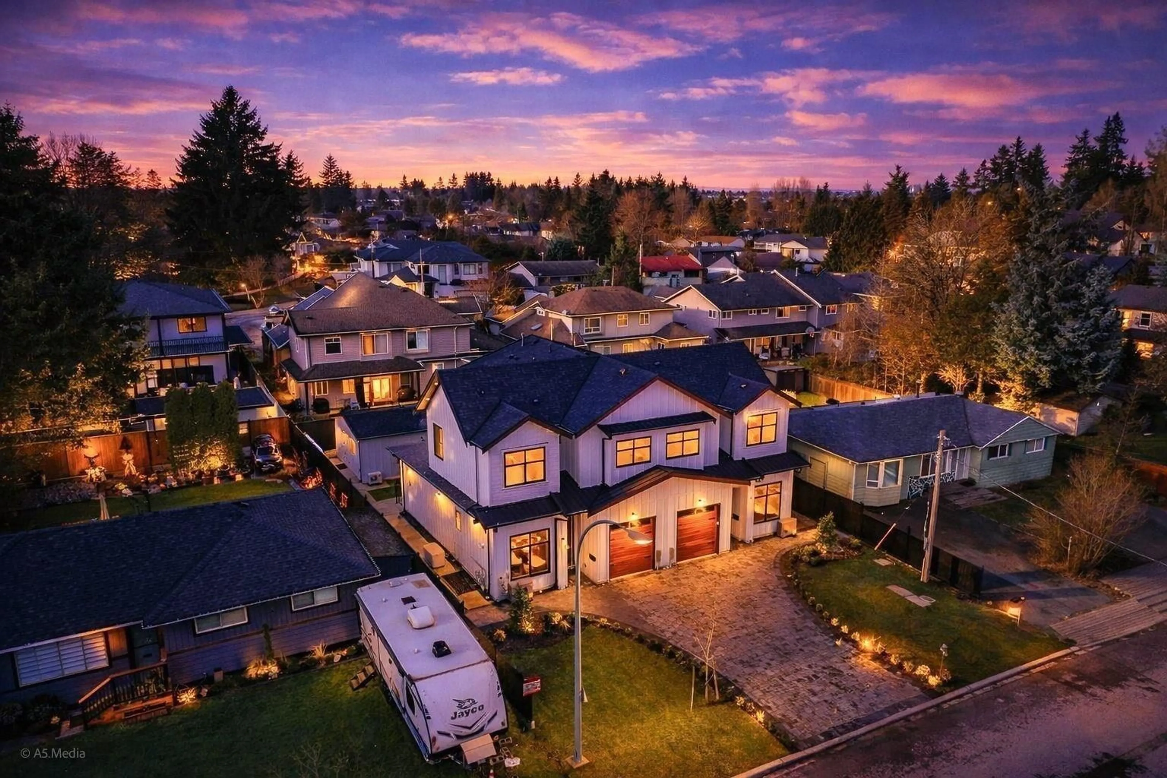 A pic from outside/outdoor area/front of a property/back of a property/a pic from drone, street for 8237 110 STREET, Delta British Columbia V4C4J2
