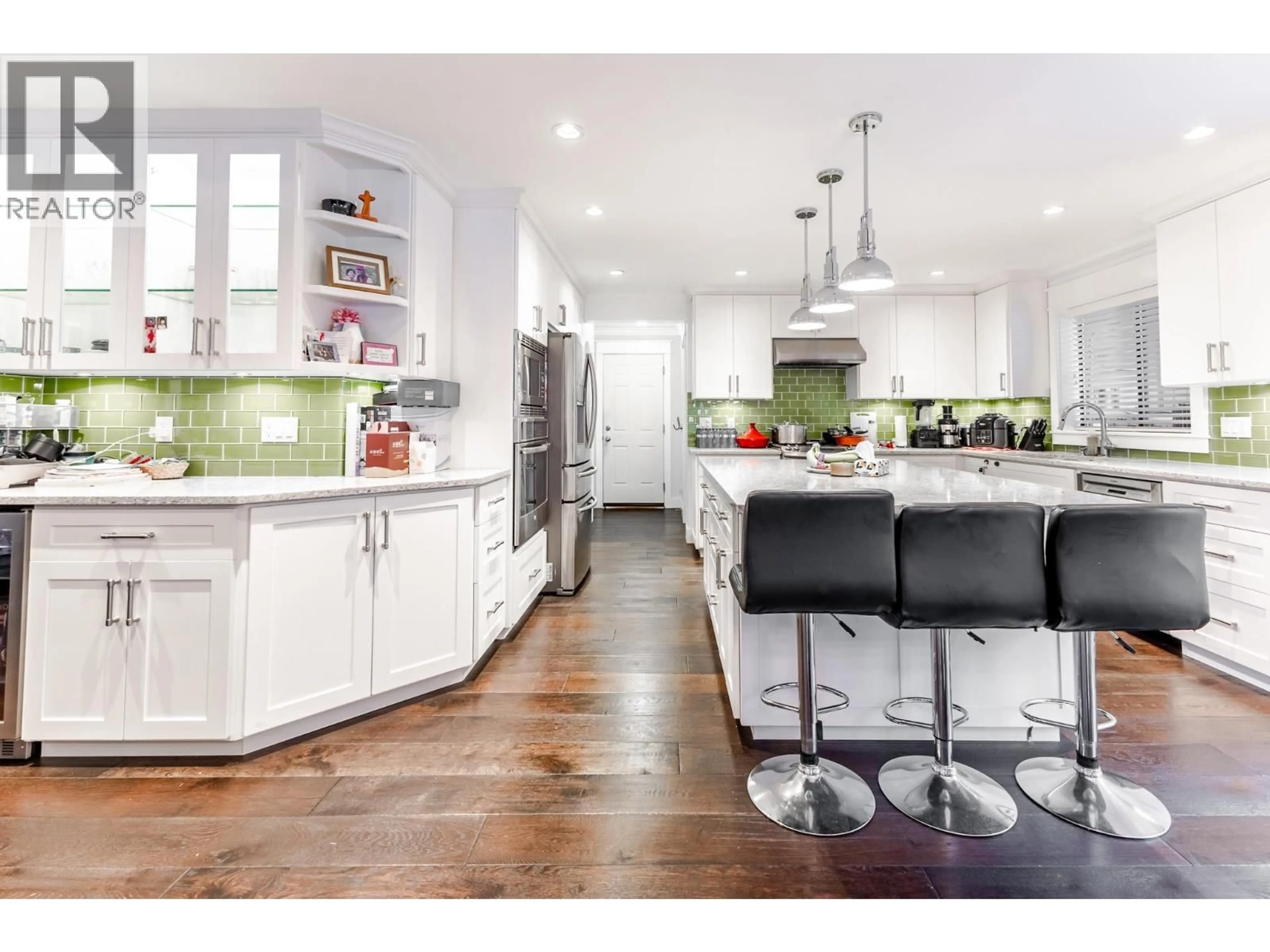 Open concept kitchen, unknown for 21315 RIVER ROAD, Maple Ridge British Columbia V2X2B1