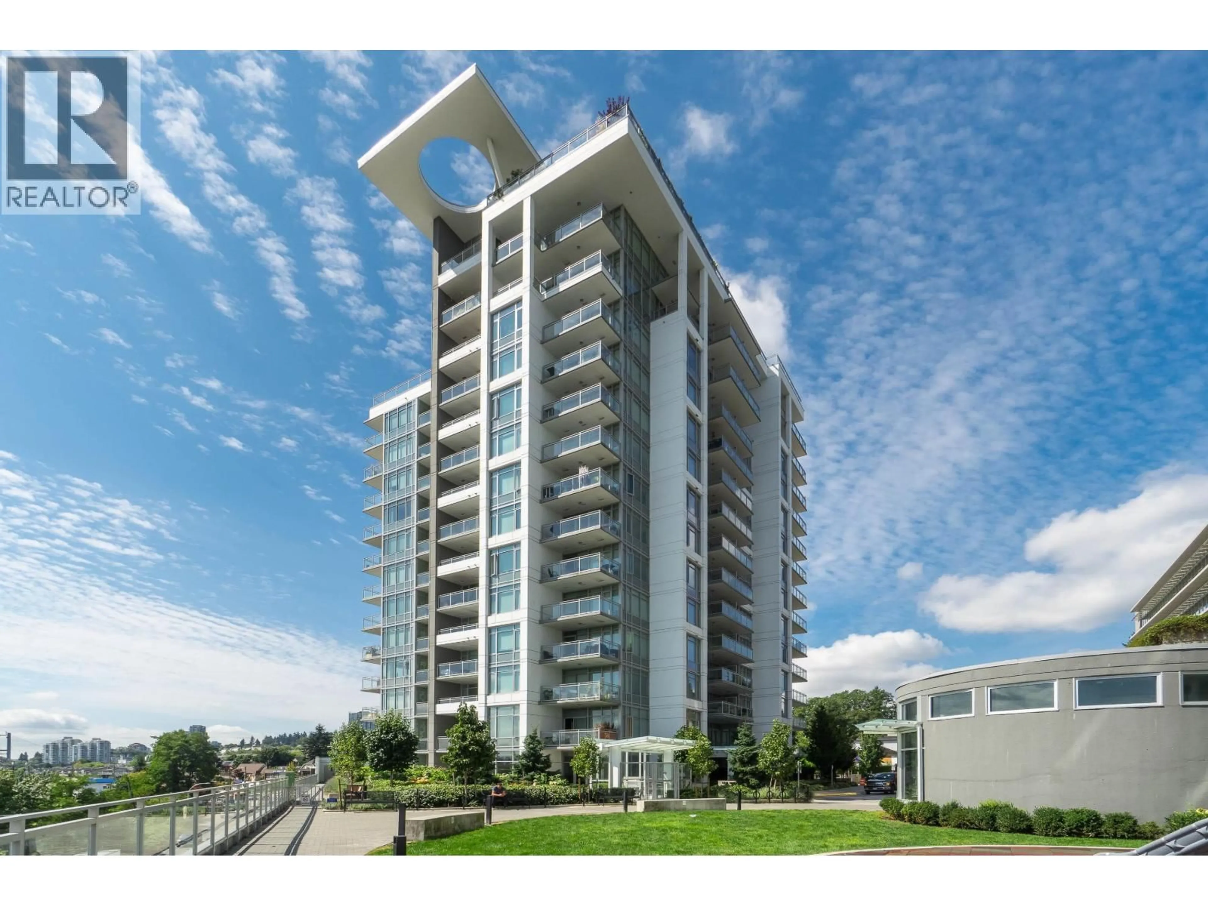 Blurry image for 708 - 200 NELSON'S CRESCENT, New Westminster British Columbia V3L0H4