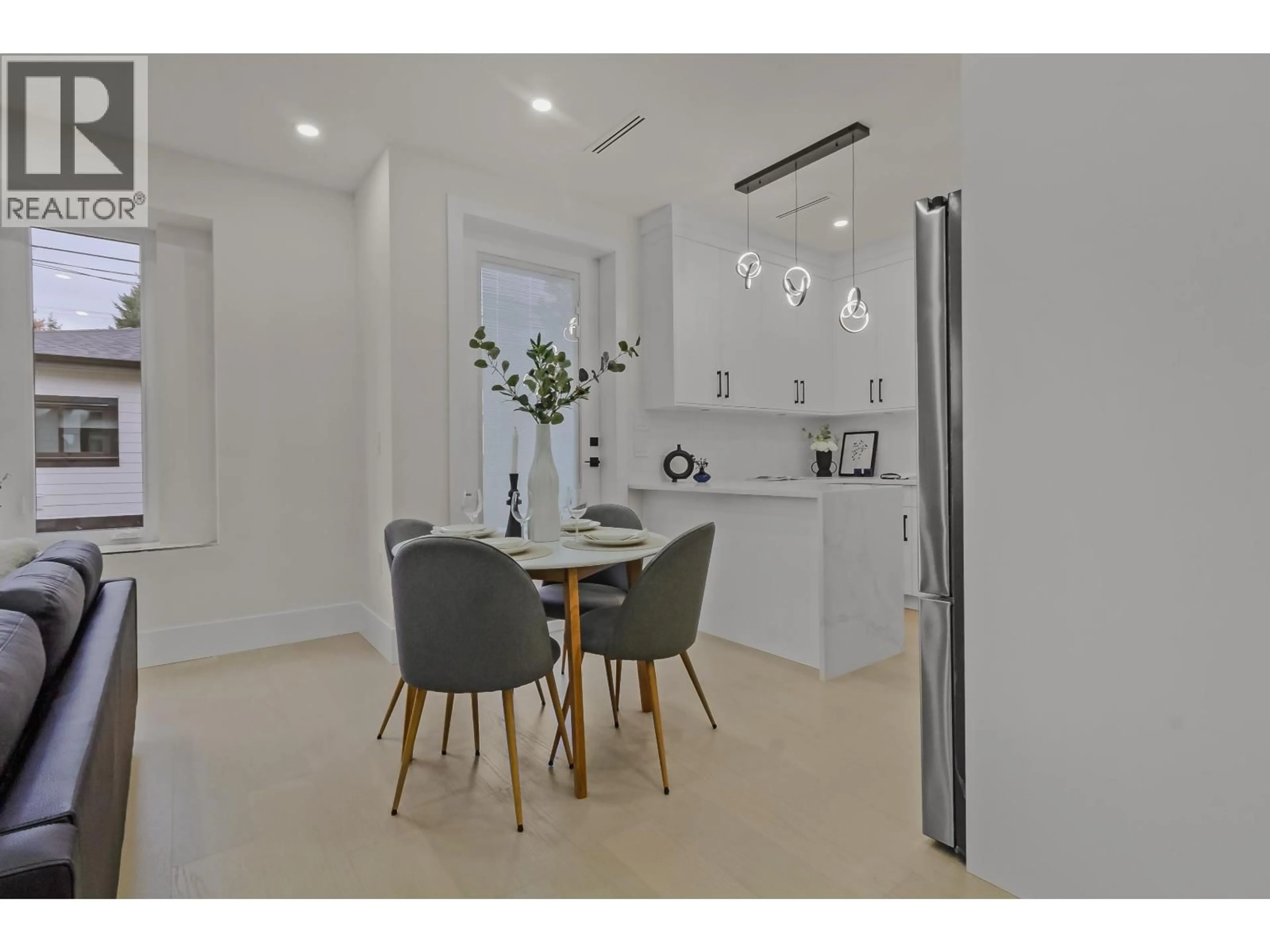 Unknown for 583 60TH AVENUE, Vancouver British Columbia V5X2A2