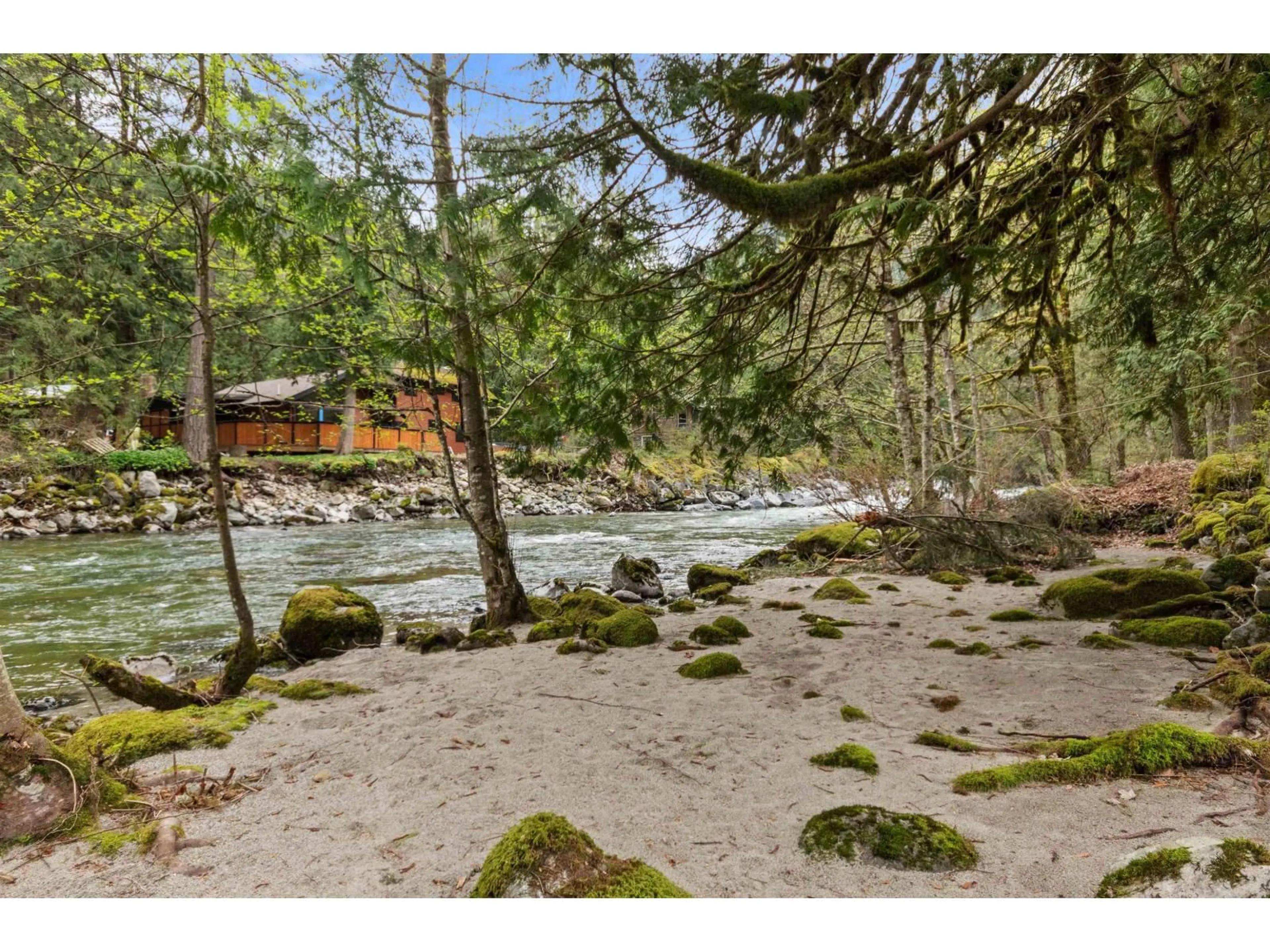 Unknown for 19512 SILVER SKAGIT ROAD, Hope British Columbia V0X1L2