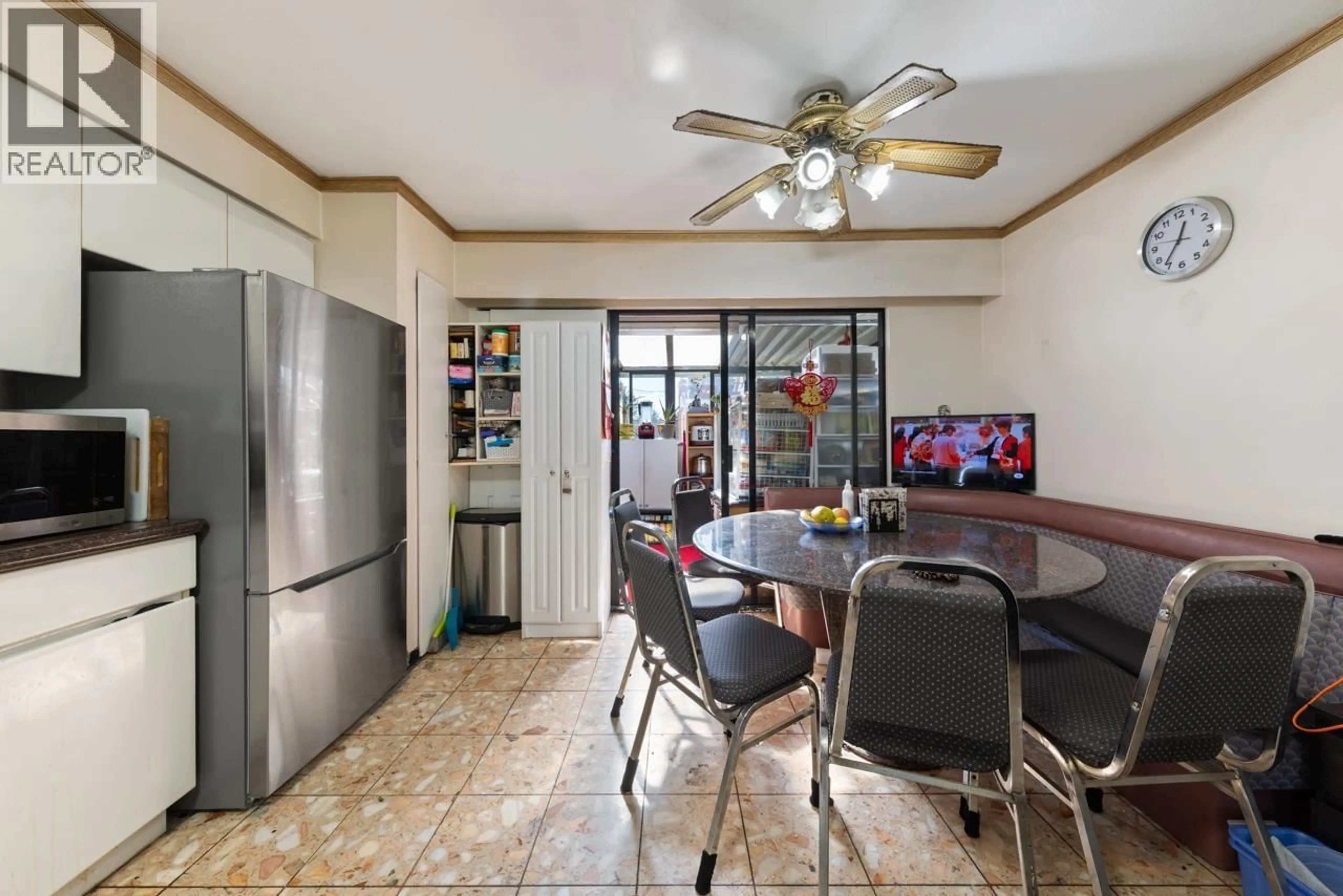Dining room, ceramic/tile floor for 2472 12TH AVENUE, Vancouver British Columbia V5M2C2