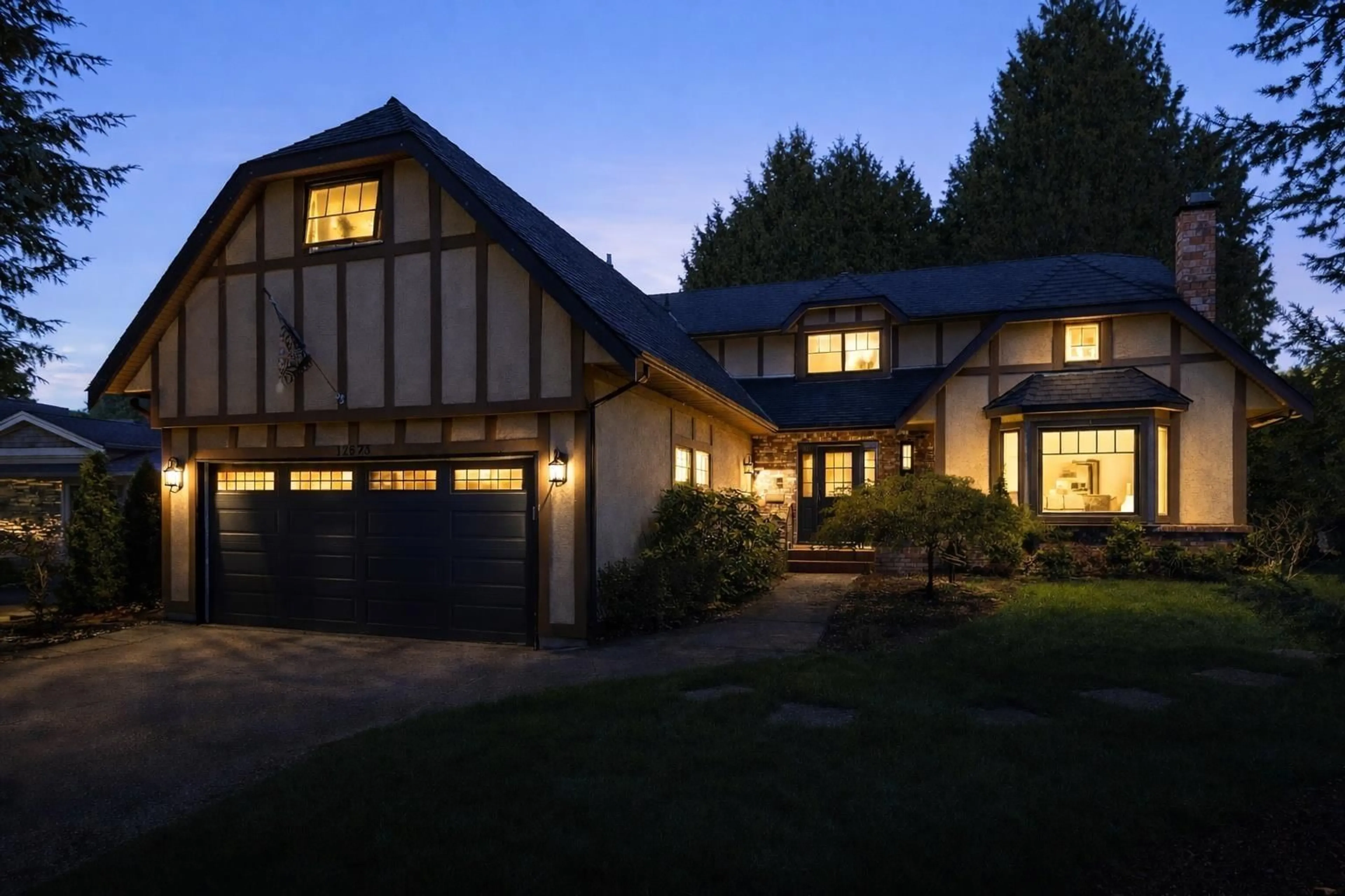 Unknown for 12673 OCEAN CLIFF DRIVE, Surrey British Columbia V4A5Z6