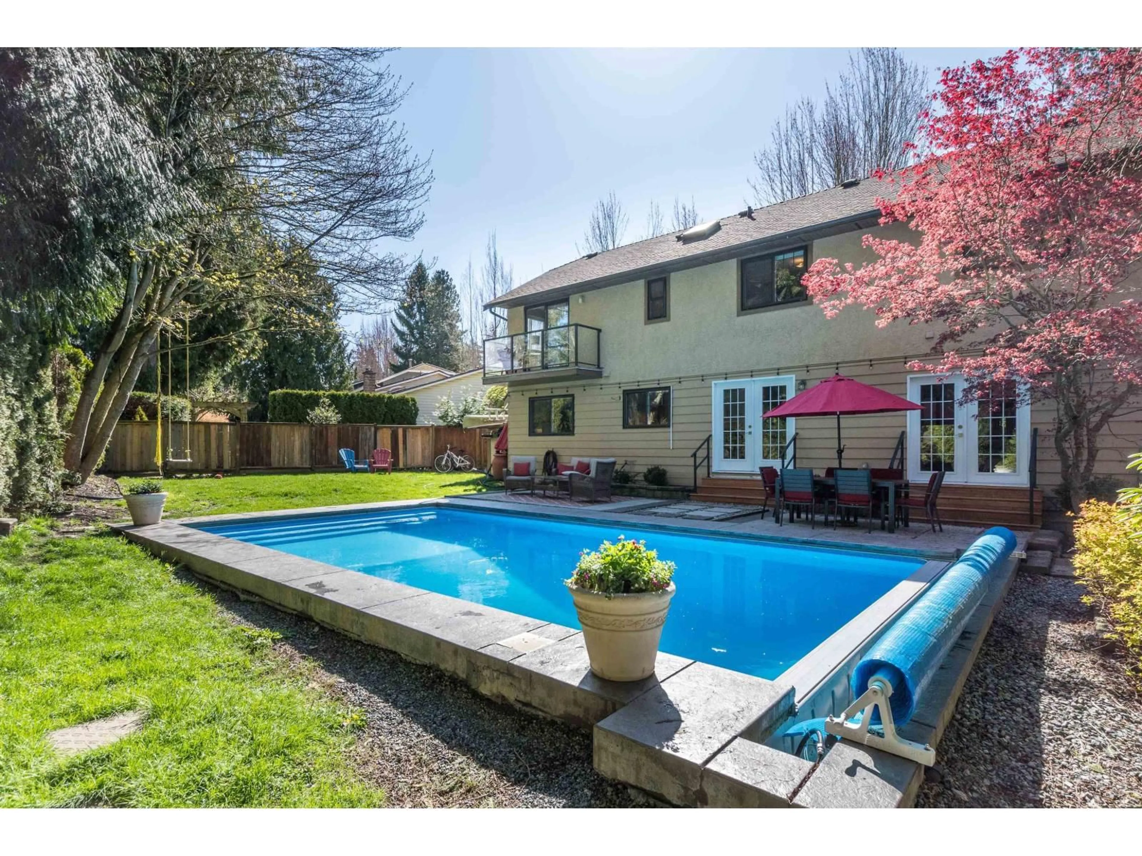 Pool for 12673 OCEAN CLIFF DRIVE, Surrey British Columbia V4A5Z6
