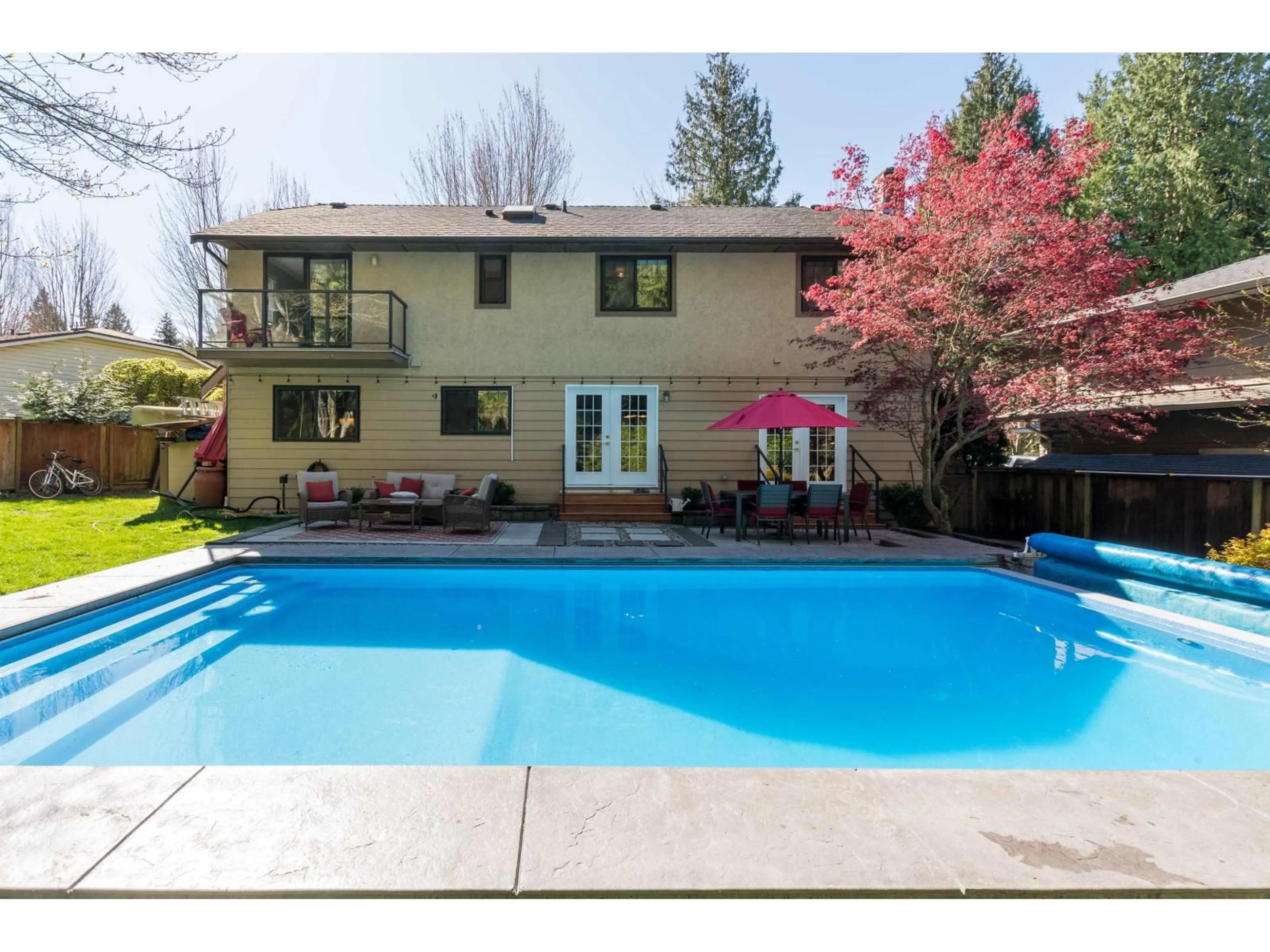Pool for 12673 OCEAN CLIFF DRIVE, Surrey British Columbia V4A5Z6