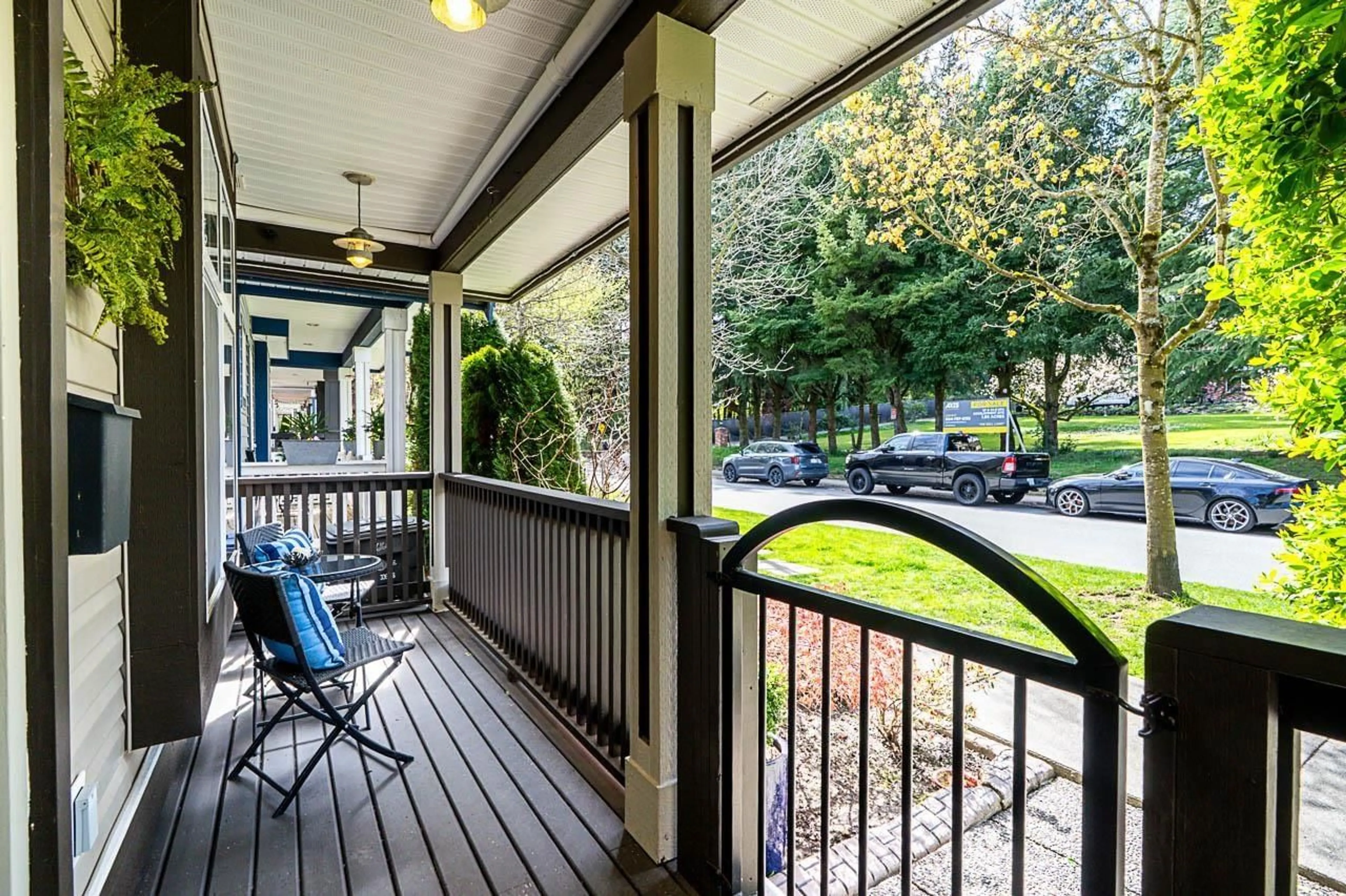 Patio, street for 6166 150 STREET, Surrey British Columbia V3S3H8