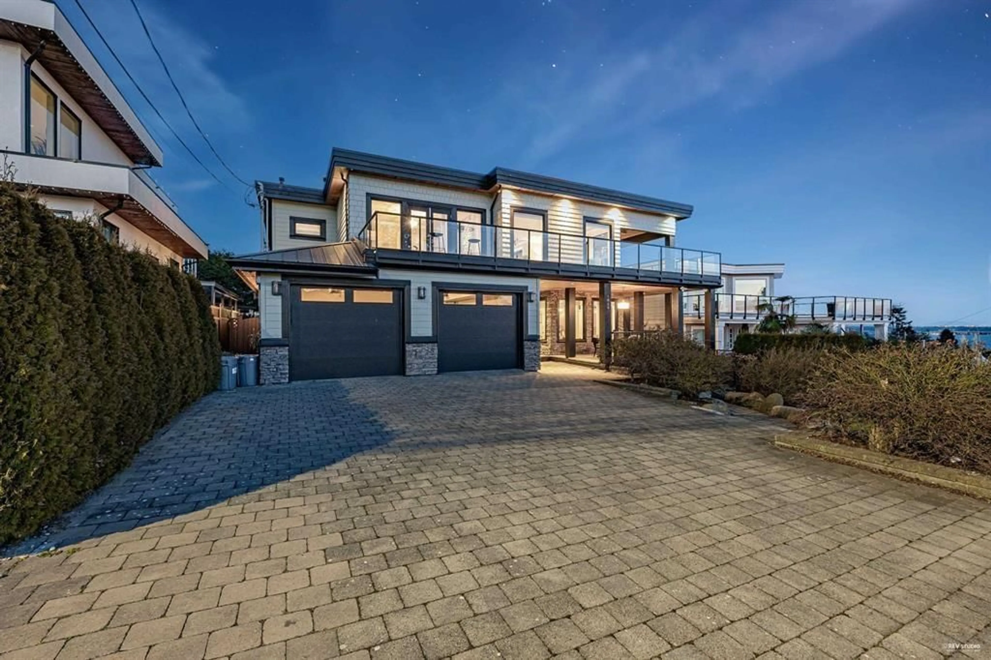 Home with brick exterior material, street for 1040 LEE STREET, White Rock British Columbia V4B4P1