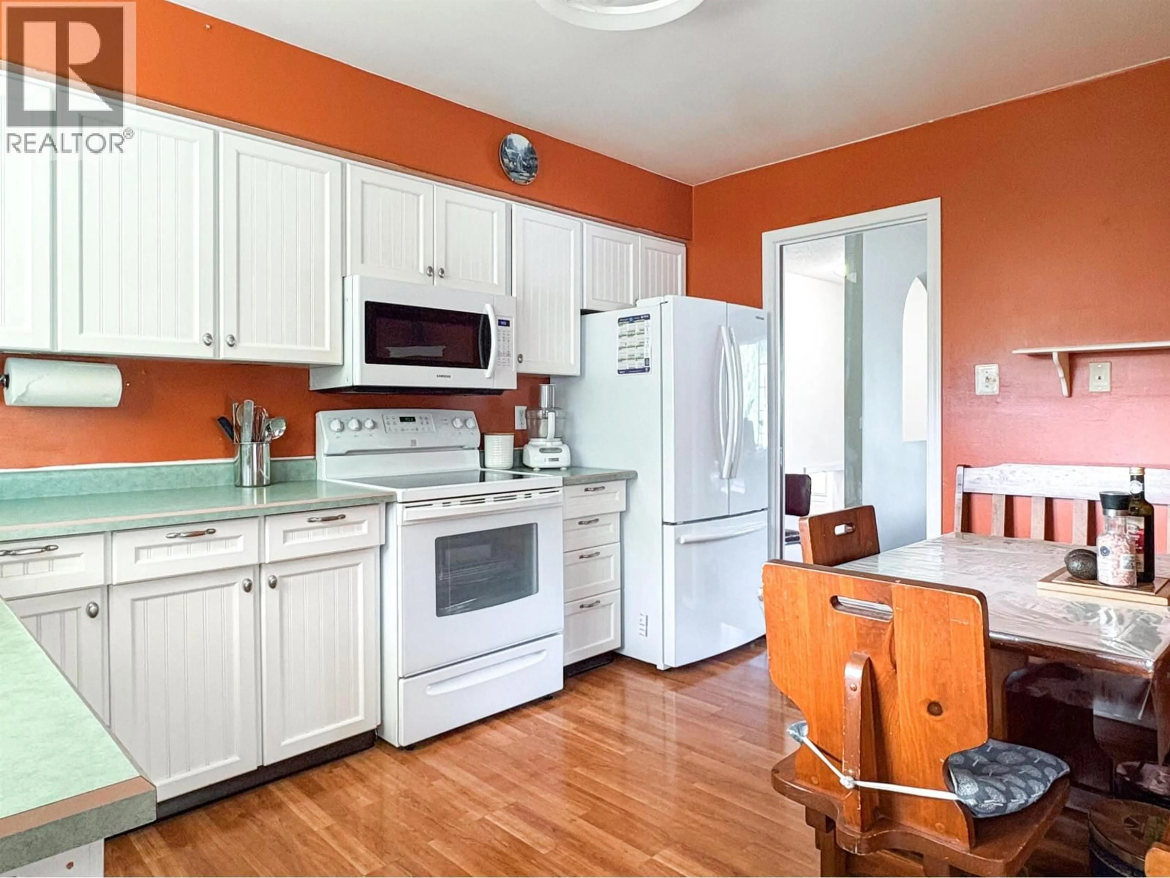 Standard kitchen, unknown for 1216 TWEEDSMUIR AVENUE, Kitimat British Columbia V8C1B8