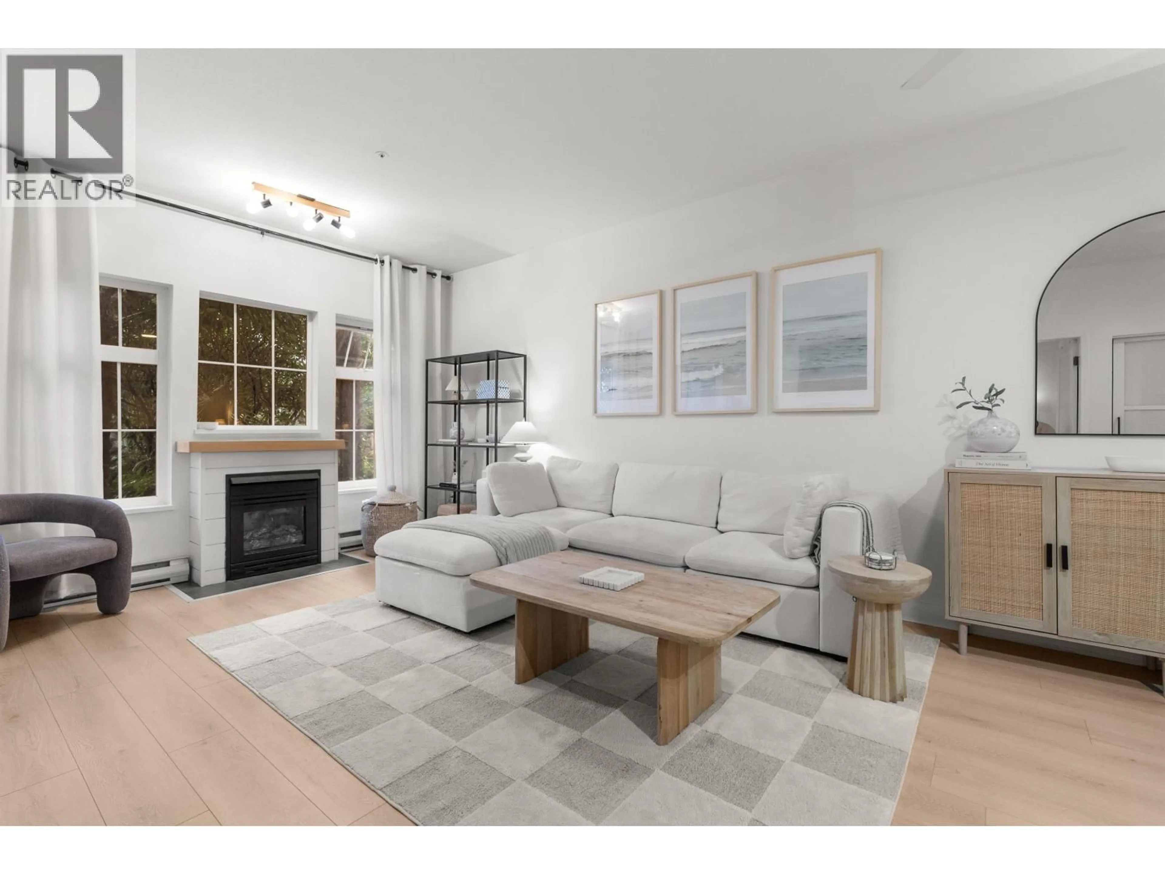 Living room with furniture, unknown for 109 - 1369 56 STREET, Tsawwassen British Columbia V4L2A6