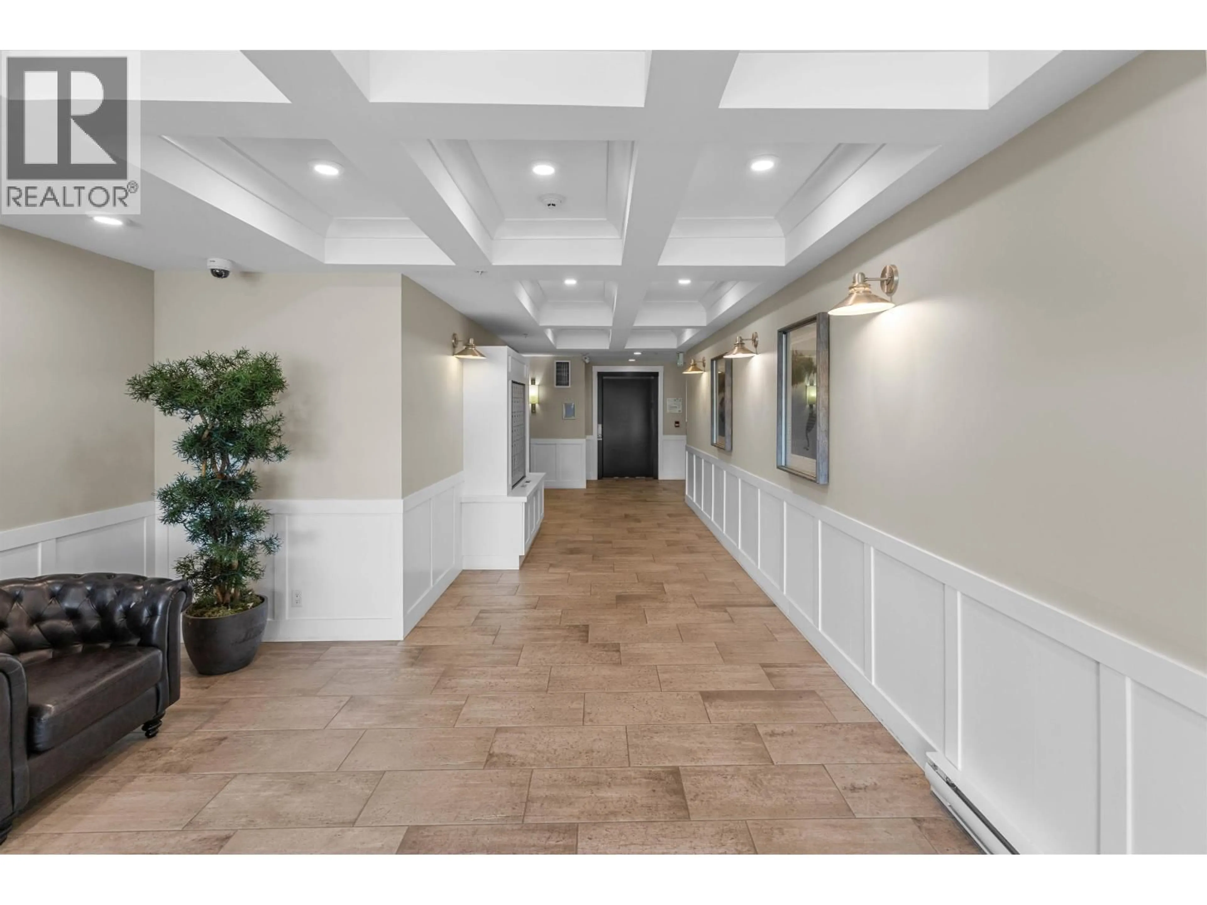 Indoor foyer for 311 - 22327 RIVER ROAD, Maple Ridge British Columbia V2X9C8