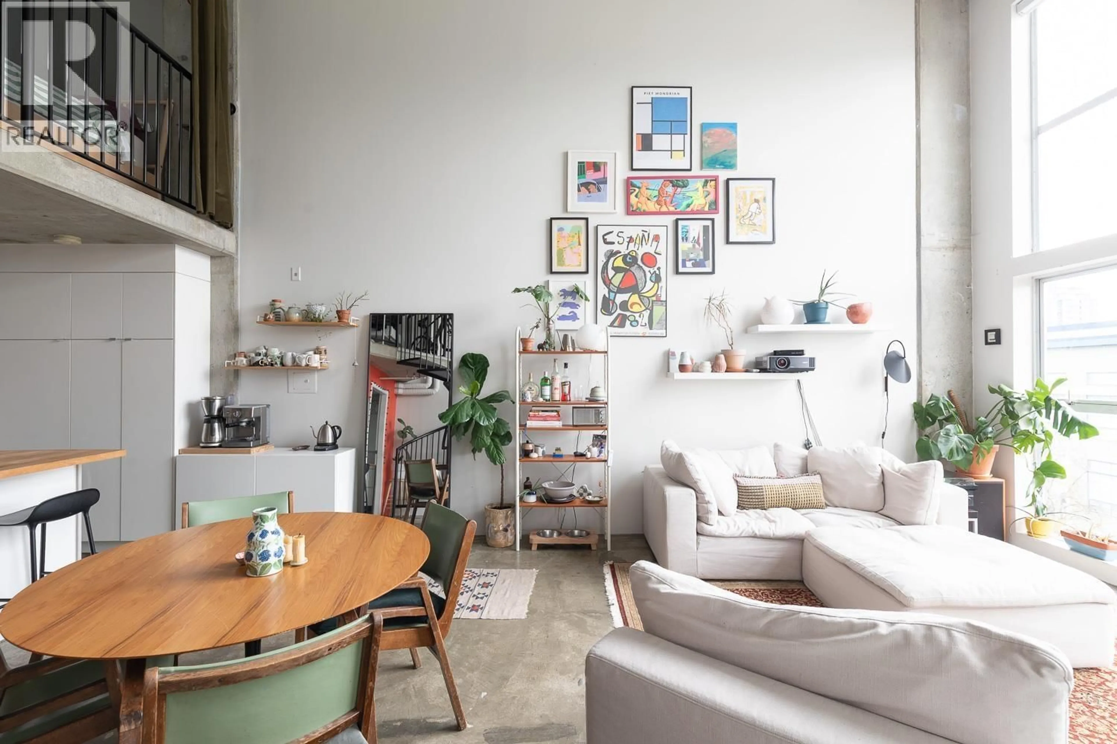 Living room with furniture, unknown for 405 - 228 4TH AVENUE, Vancouver British Columbia V5T1G5