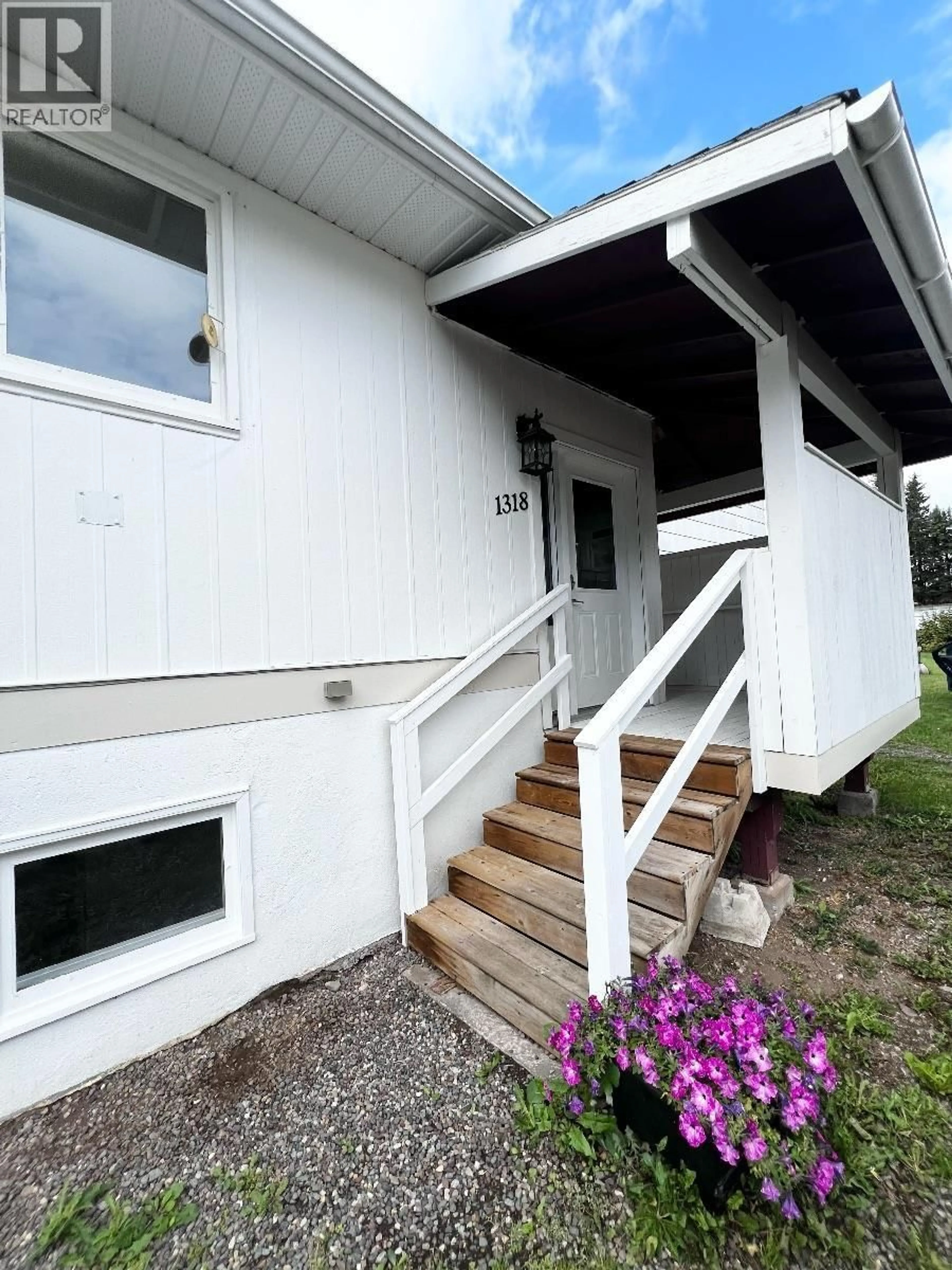 Home with vinyl exterior material, building for 1318 PINE STREET, Telkwa British Columbia V0J2X1