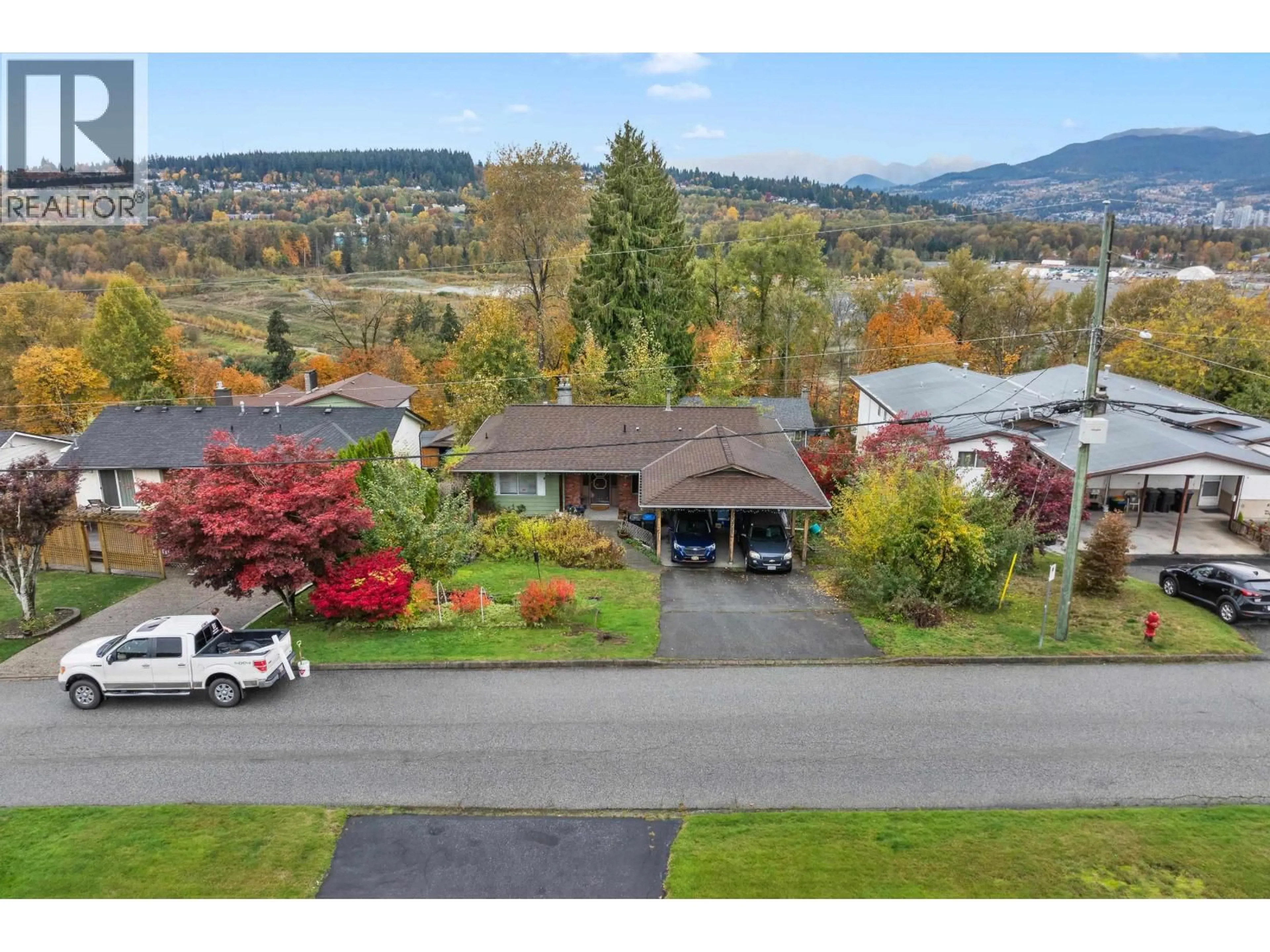 A pic from outside/outdoor area/front of a property/back of a property/a pic from drone, mountain view for 1507 ELINOR CRESCENT, Port Coquitlam British Columbia V3C2Y3
