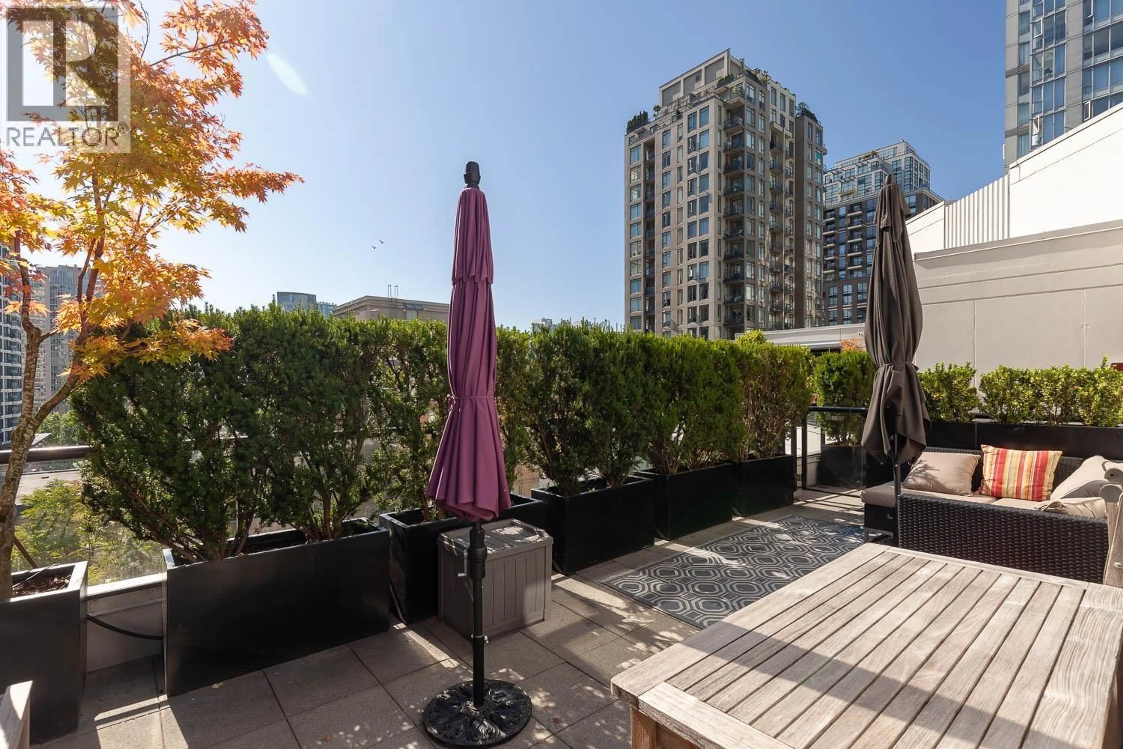 Patio, city buildings view from balcony for PH803 - 988 RICHARDS STREET, Vancouver British Columbia V6B8R2