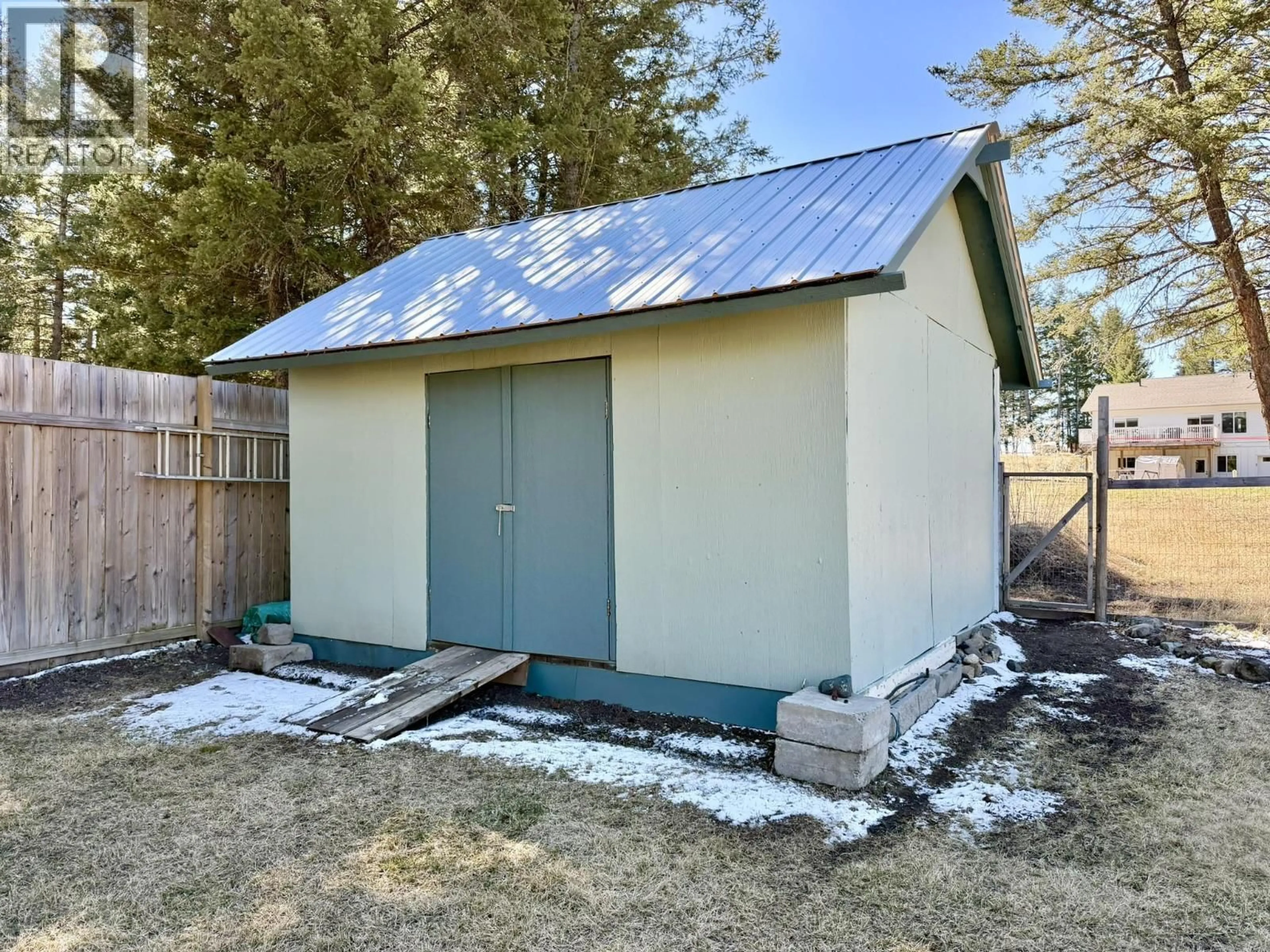 Shed for 4994 DONSLEEQUA ROAD, 108 Mile Ranch British Columbia V0K2Z0