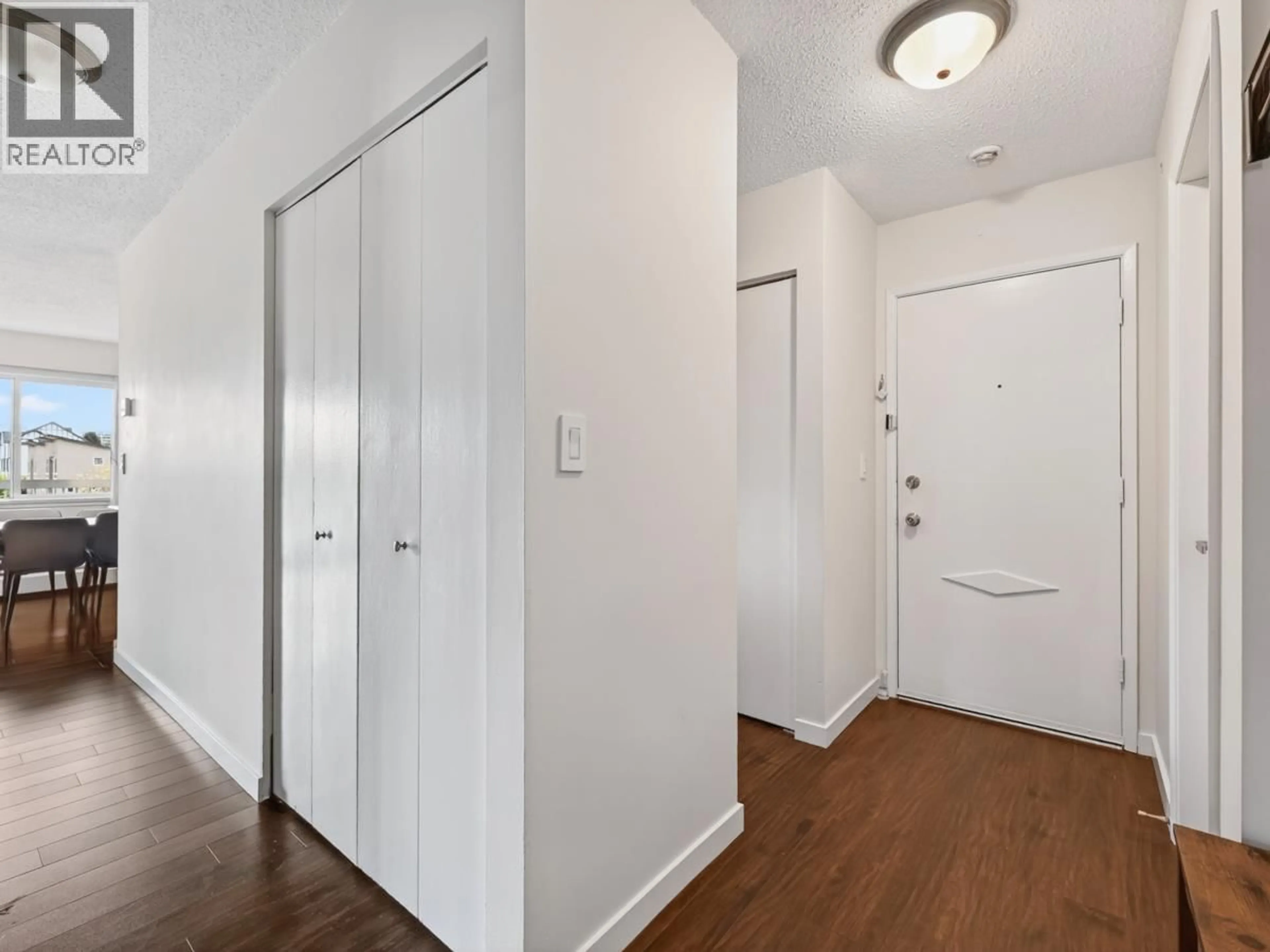 Indoor entryway for 211 - 6340 BUSWELL STREET, Richmond British Columbia V6Y2E9