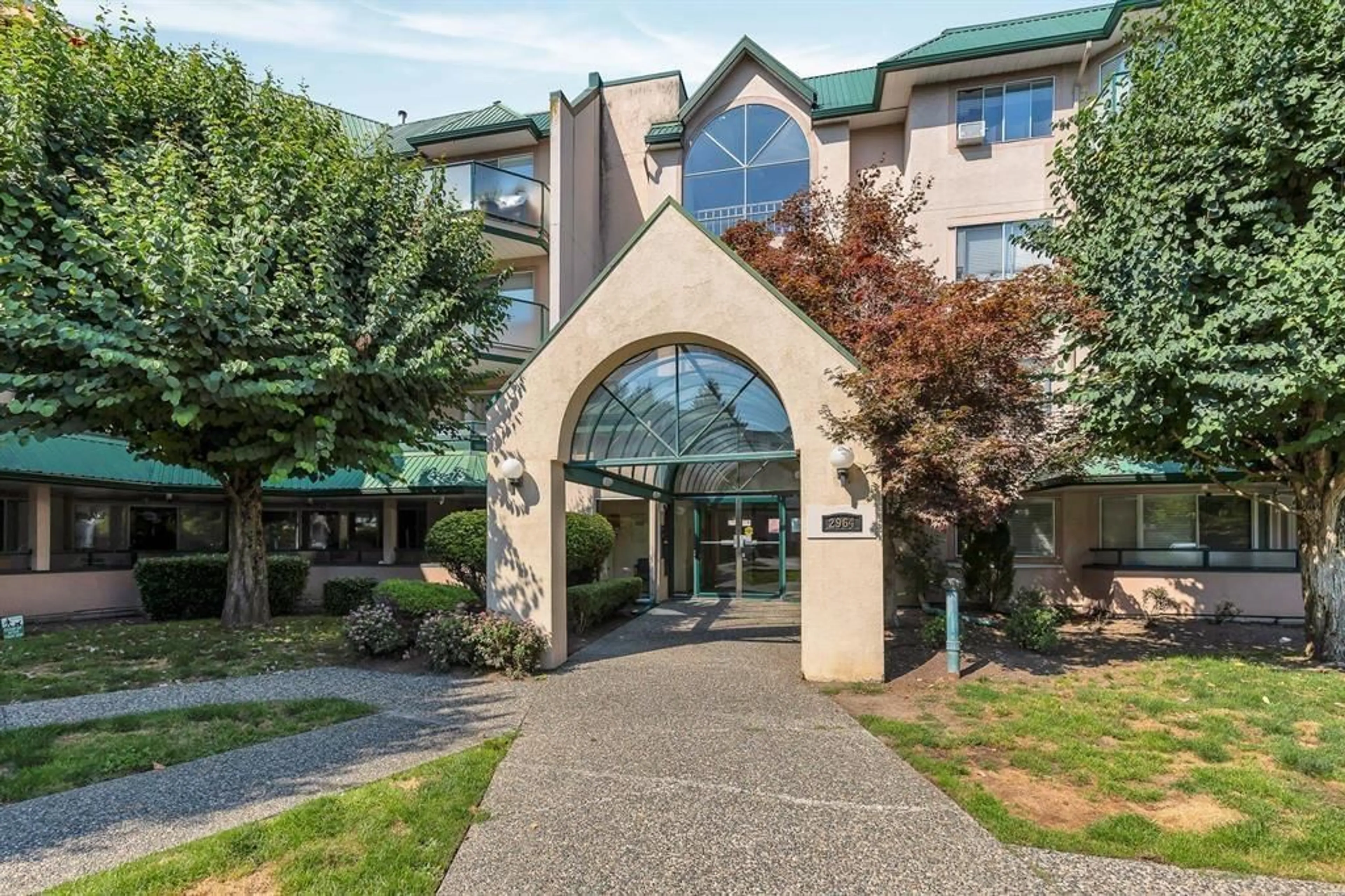 Unknown for 208 - 2964 TRETHEWEY STREET, Abbotsford British Columbia V2T6P4