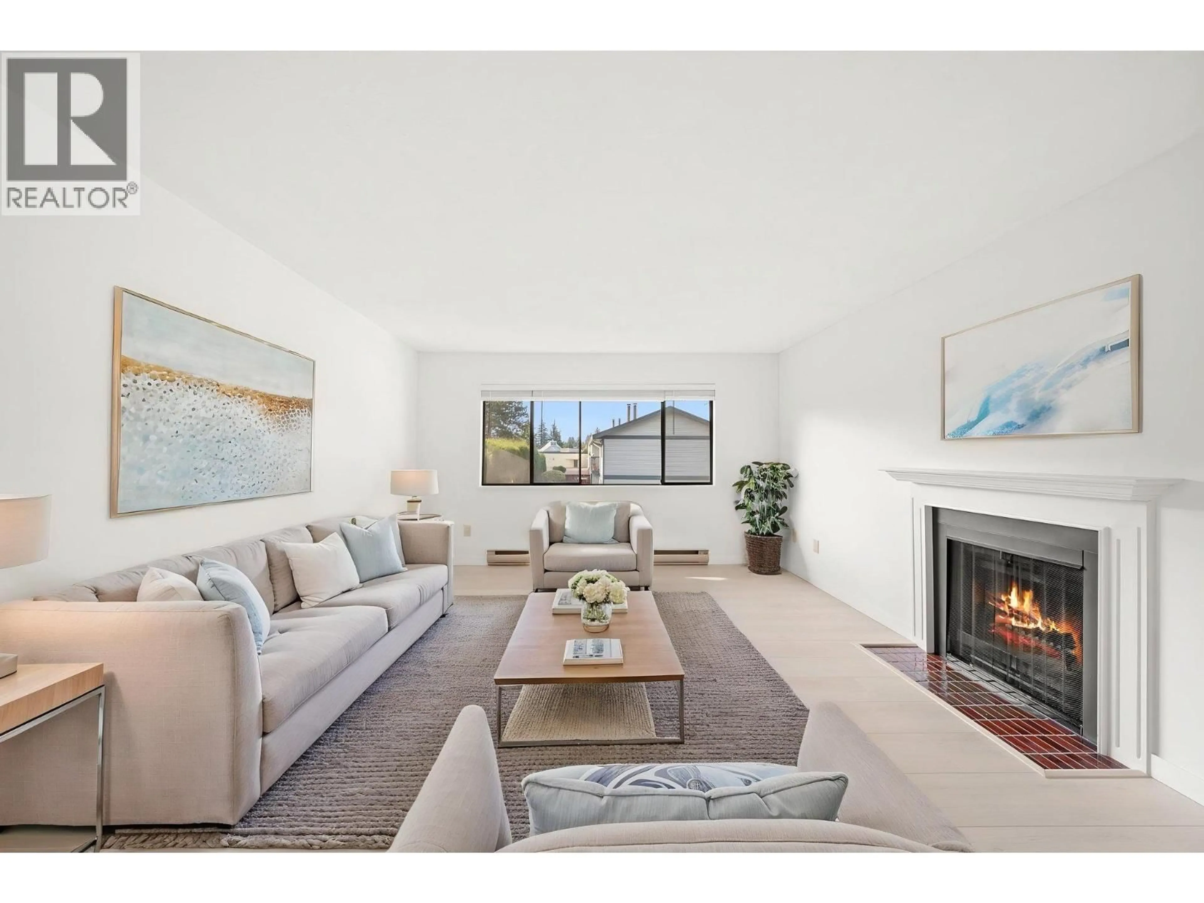 Living room with furniture, unknown for 11536 KINGCOME AVENUE, Richmond British Columbia V7A4S2