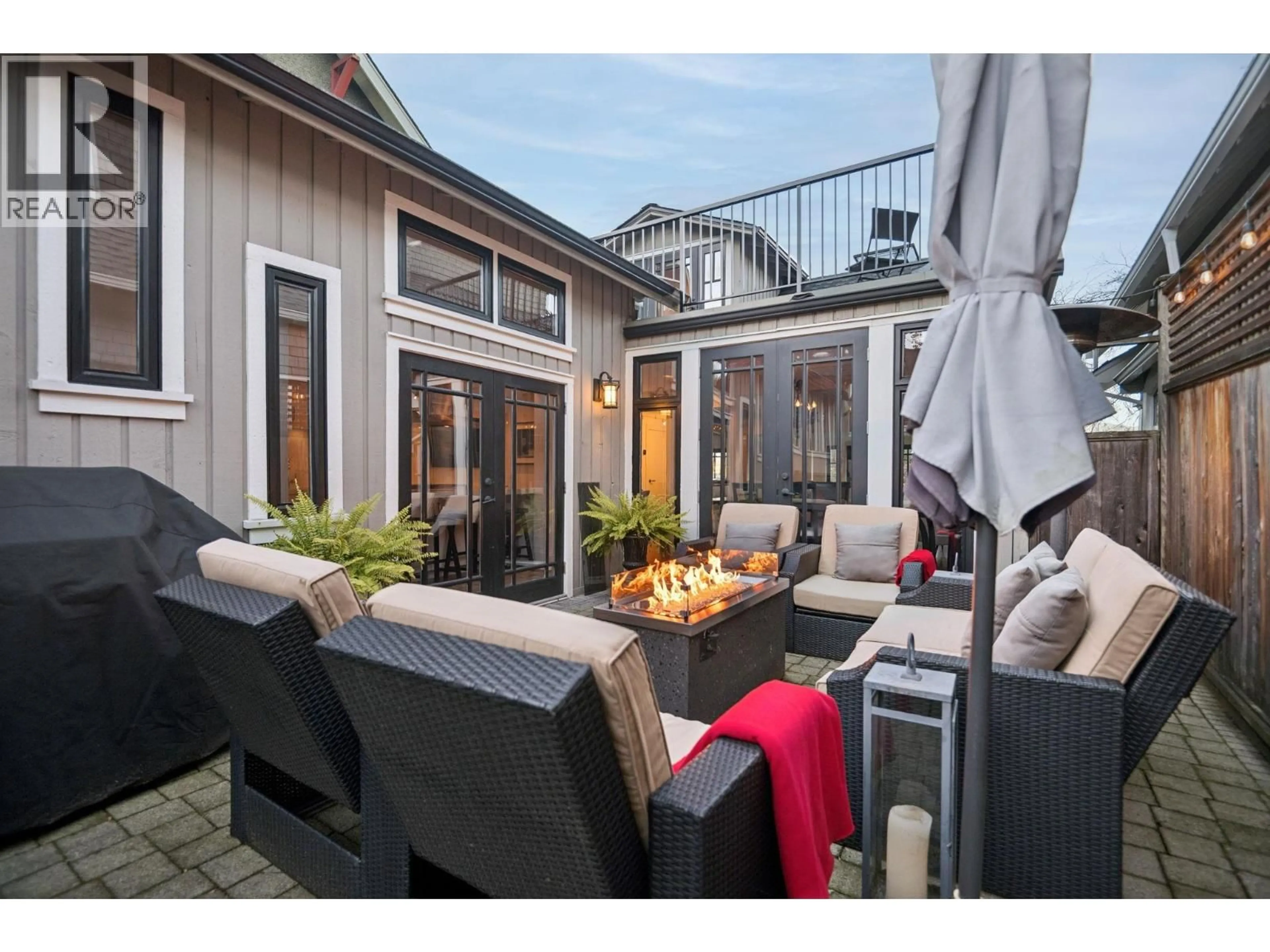 Patio, street for 3814 11 AVENUE, Vancouver British Columbia V6R2K9