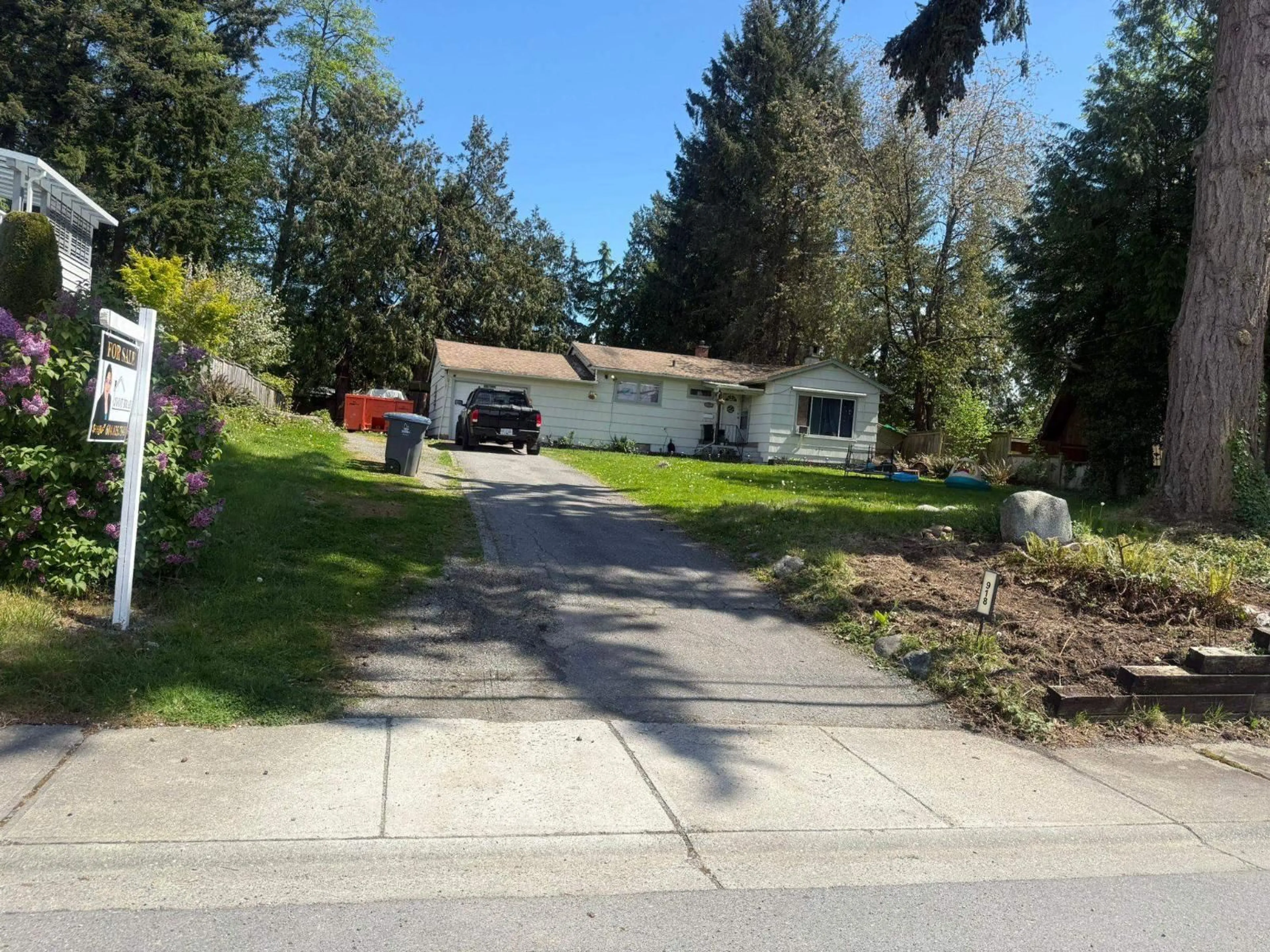 Unknown for 918 164 STREET, Surrey British Columbia V4A4Y5