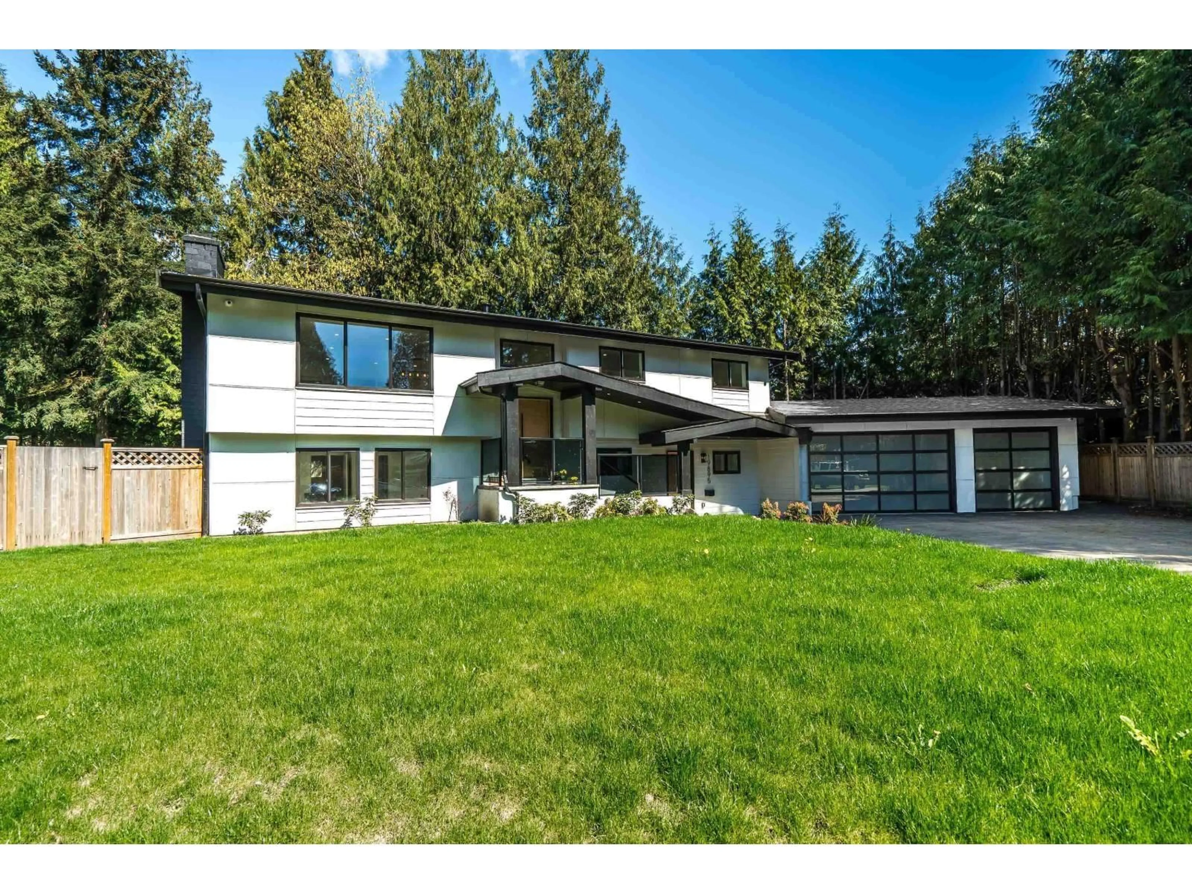 Home with vinyl exterior material, unknown for 19895 38B AVENUE, Langley British Columbia V3A6G3