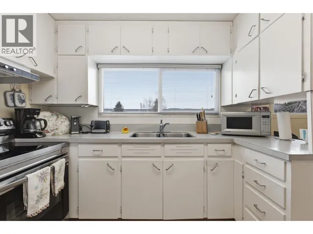 529 NINTH AVENUE, Williams Lake 3