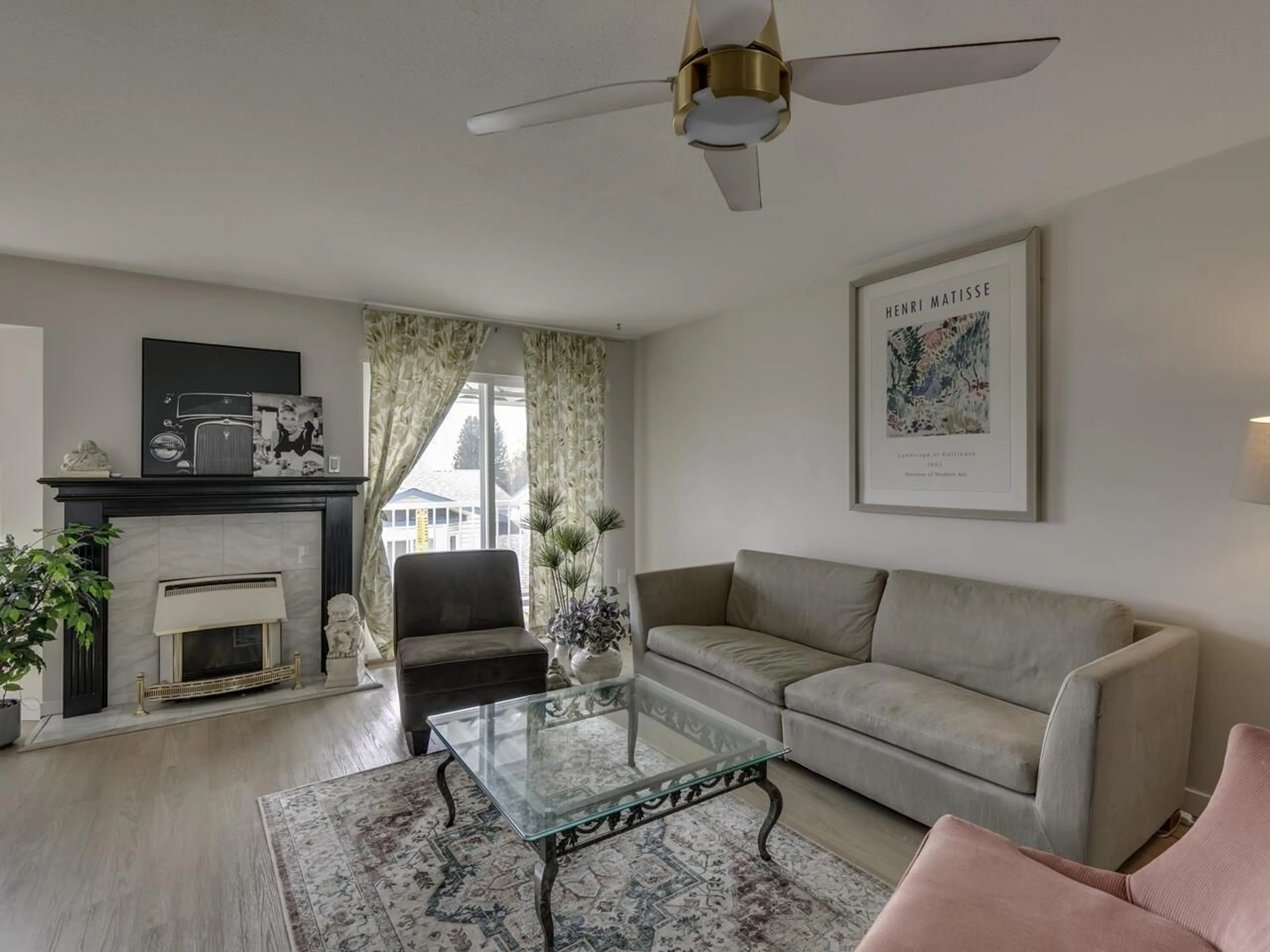 Living room with furniture, unknown for 7 - 32752 4TH AVENUE, Mission British Columbia V2V1R4