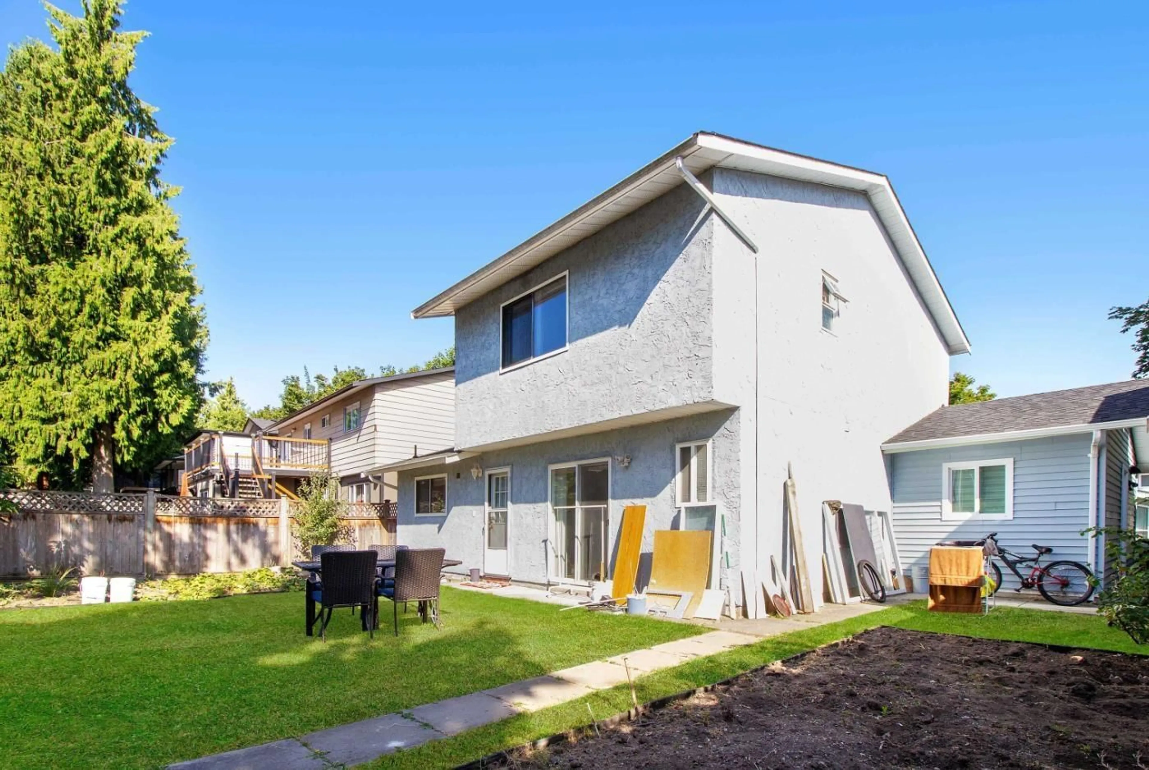 Patio, street for 13242 67 AVENUE, Surrey British Columbia V3W7J2