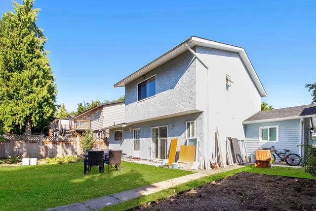 13242 67 AVENUE, Surrey 2