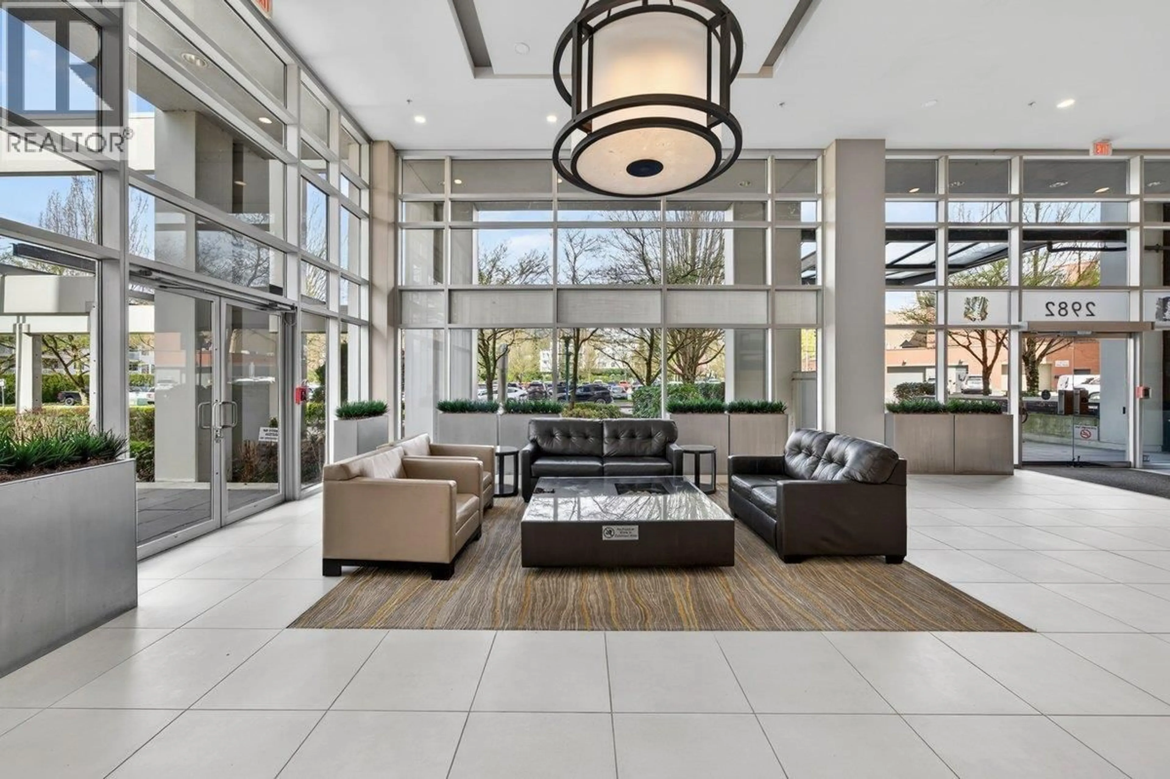 Lobby for 2701 - 2982 BURLINGTON DRIVE, Coquitlam British Columbia V3B0B3